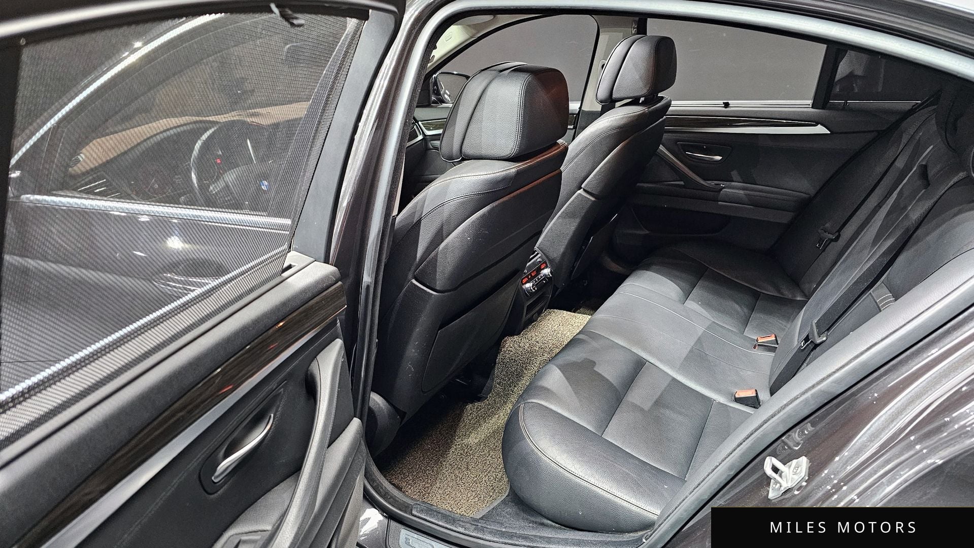 BMW 5 Series (F10) 2016 — миниатюра 12