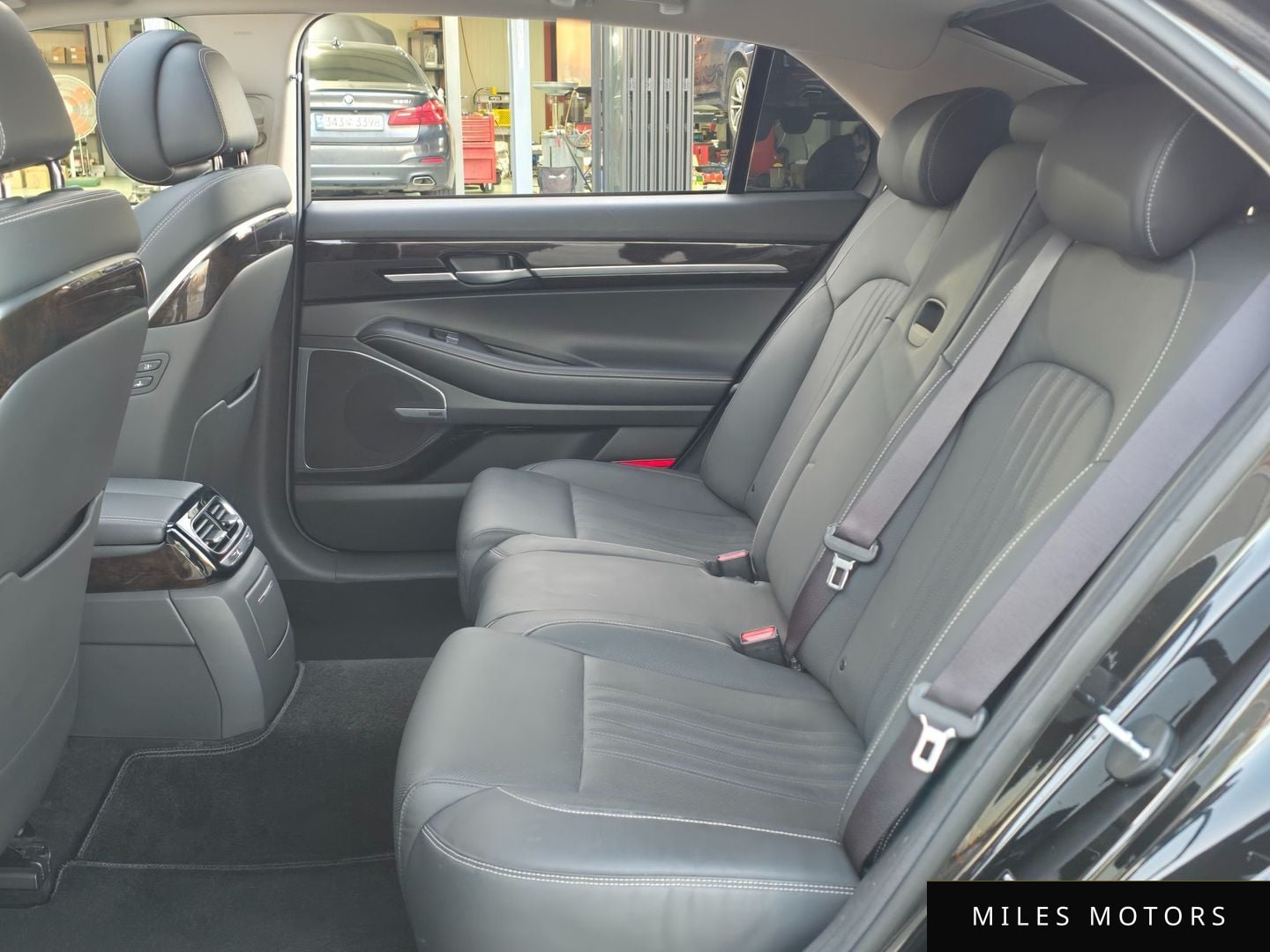 Genesis G90 2019 — миниатюра 9