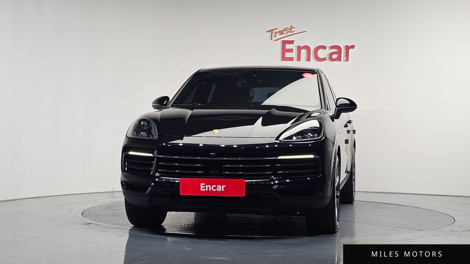 Porsche Cayenne 2021 — миниатюра 3