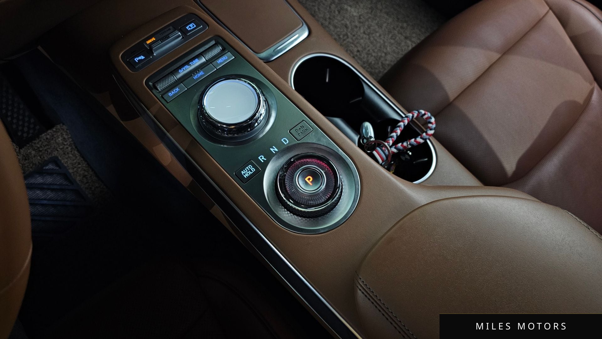 Genesis GV70 2021 — миниатюра 9