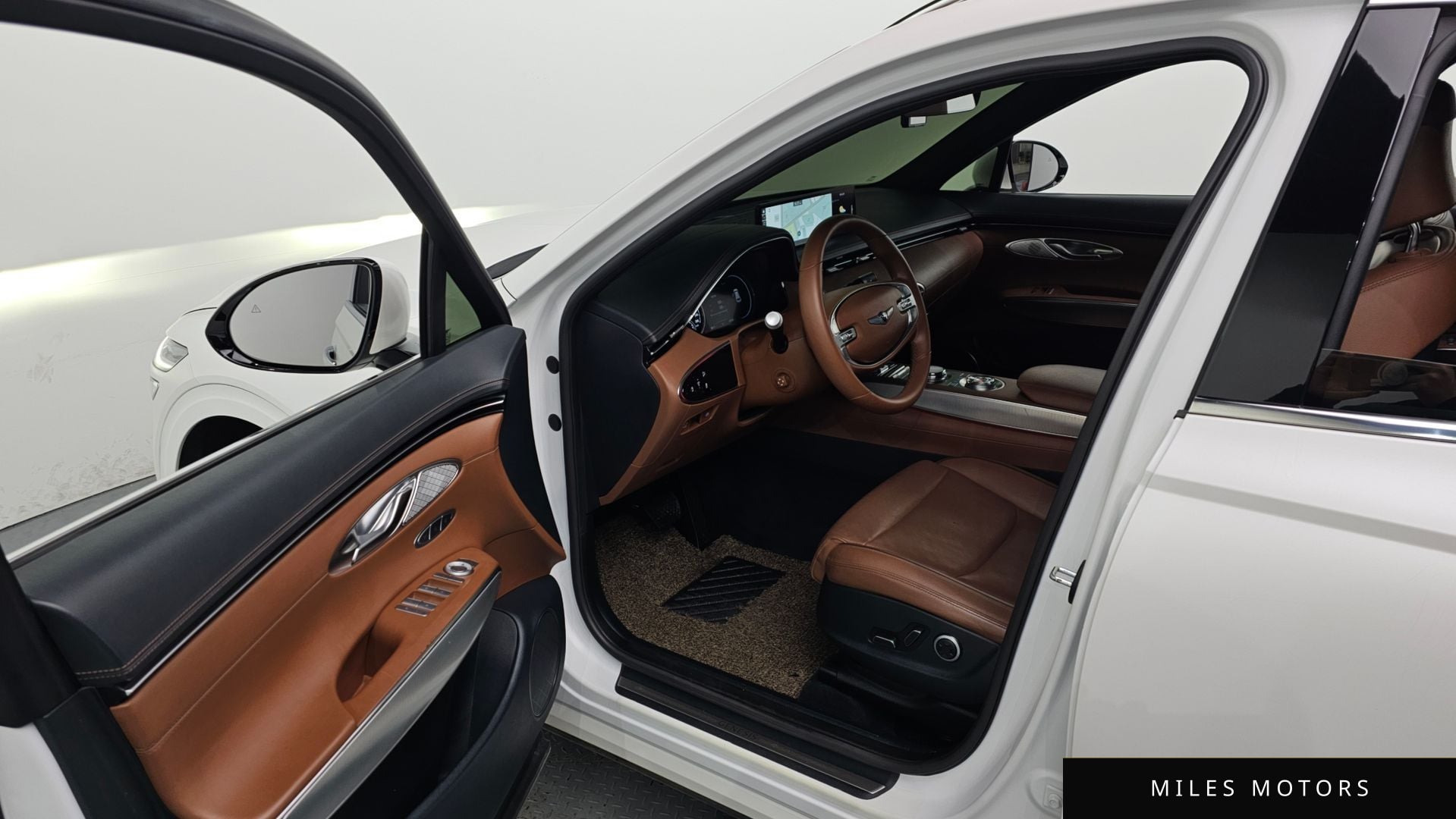Genesis GV70 2021 — миниатюра 10