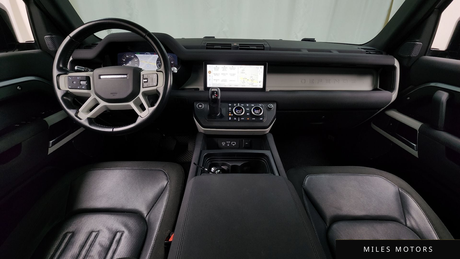 Land Rover Defender 2020 — миниатюра 7