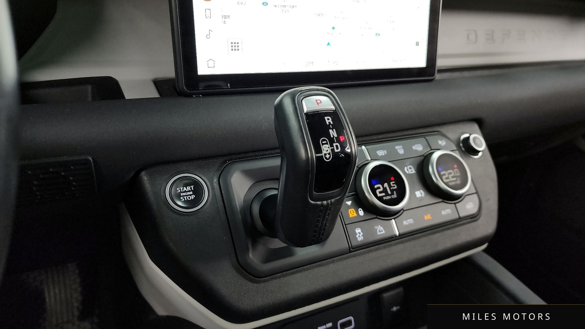 Land Rover Defender 2020 — миниатюра 9