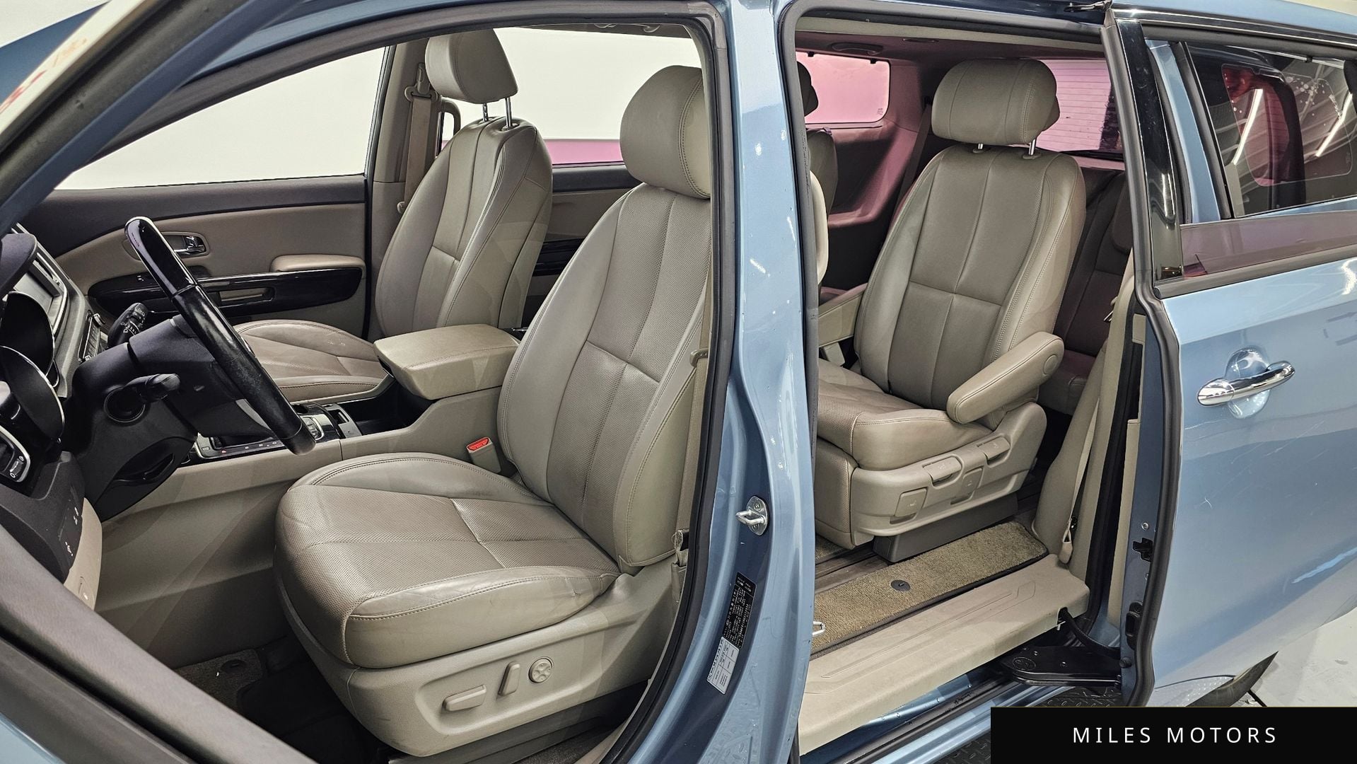 Kia Canival 2016 — миниатюра 10