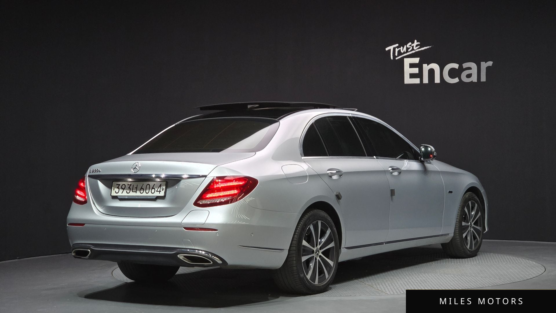 Mercedes-Benz E-Class W213 2019 — миниатюра 2