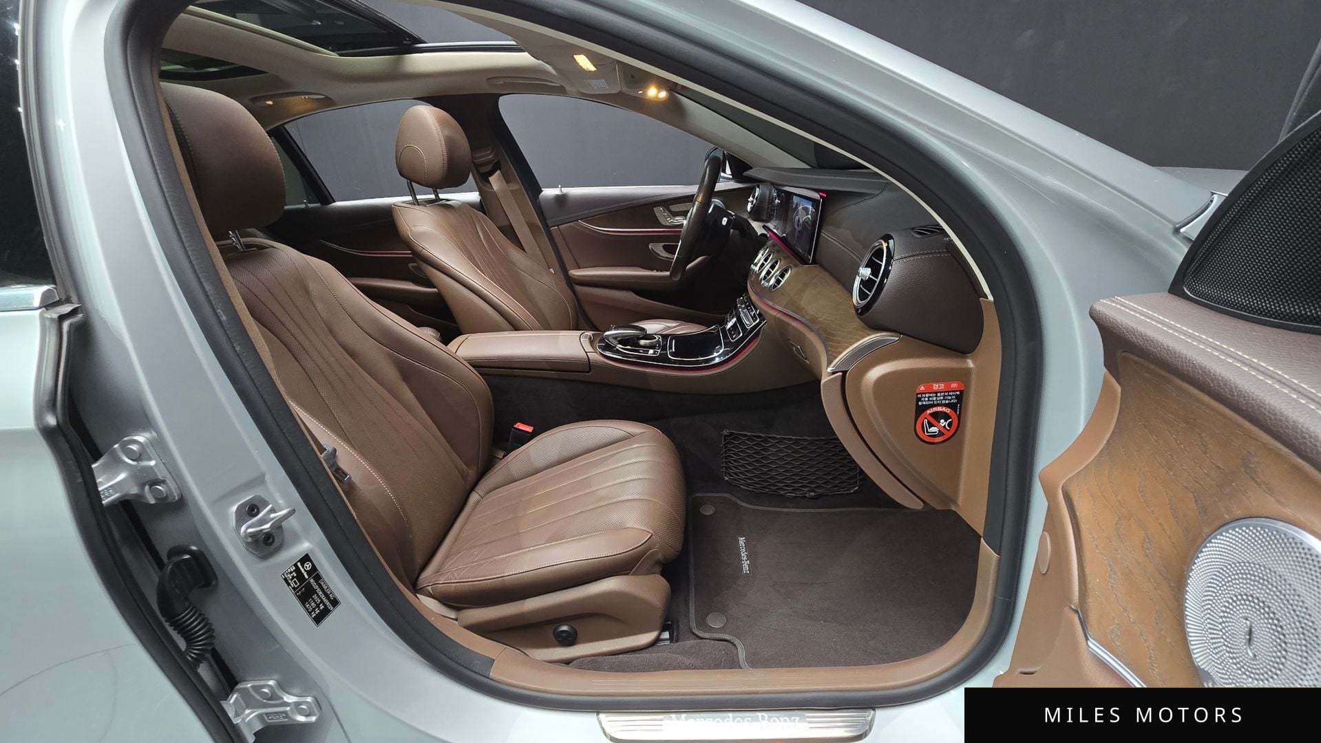 Mercedes-Benz E-Class W213 2019 — миниатюра 11