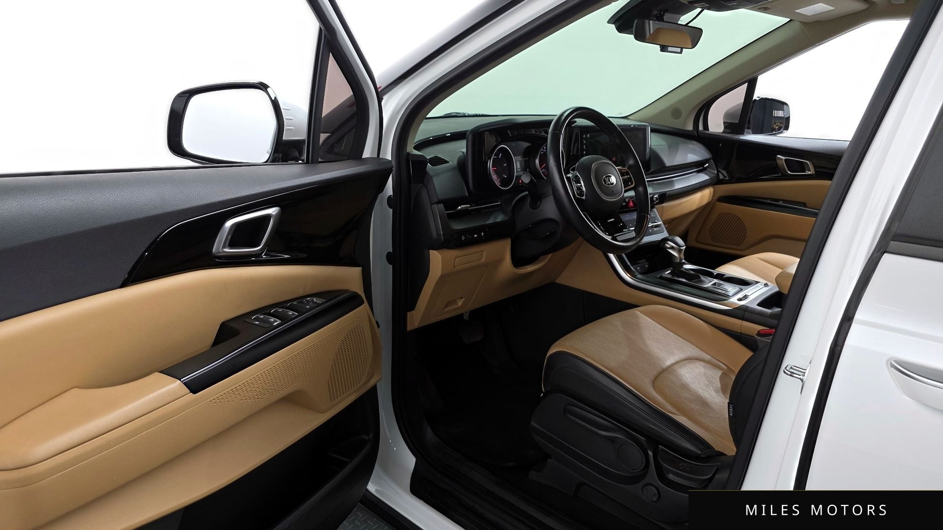 Kia Carnival 2021 — миниатюра 10