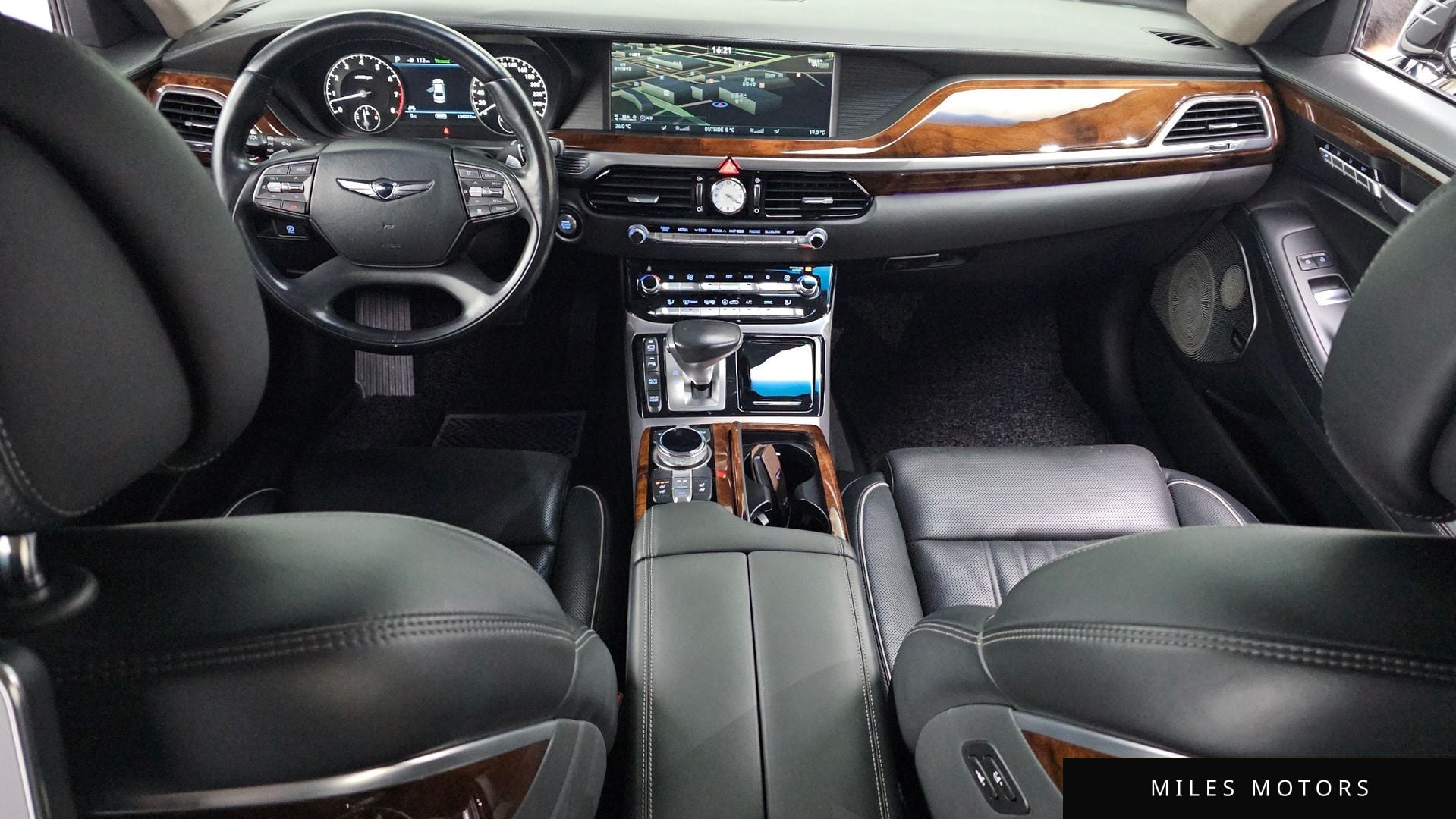 Genesis EQ900 2016 — миниатюра 7