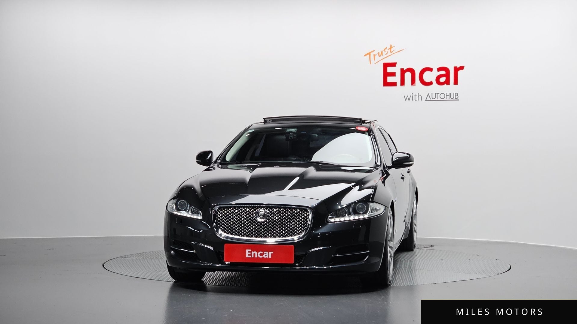 Jaguar All New XJ 2011 — миниатюра 3