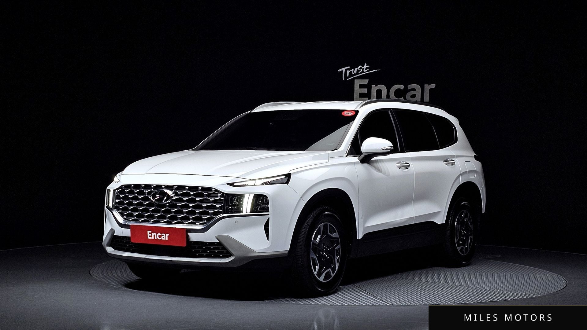 Hyundai Santafe 2022 — фото 1 из 12