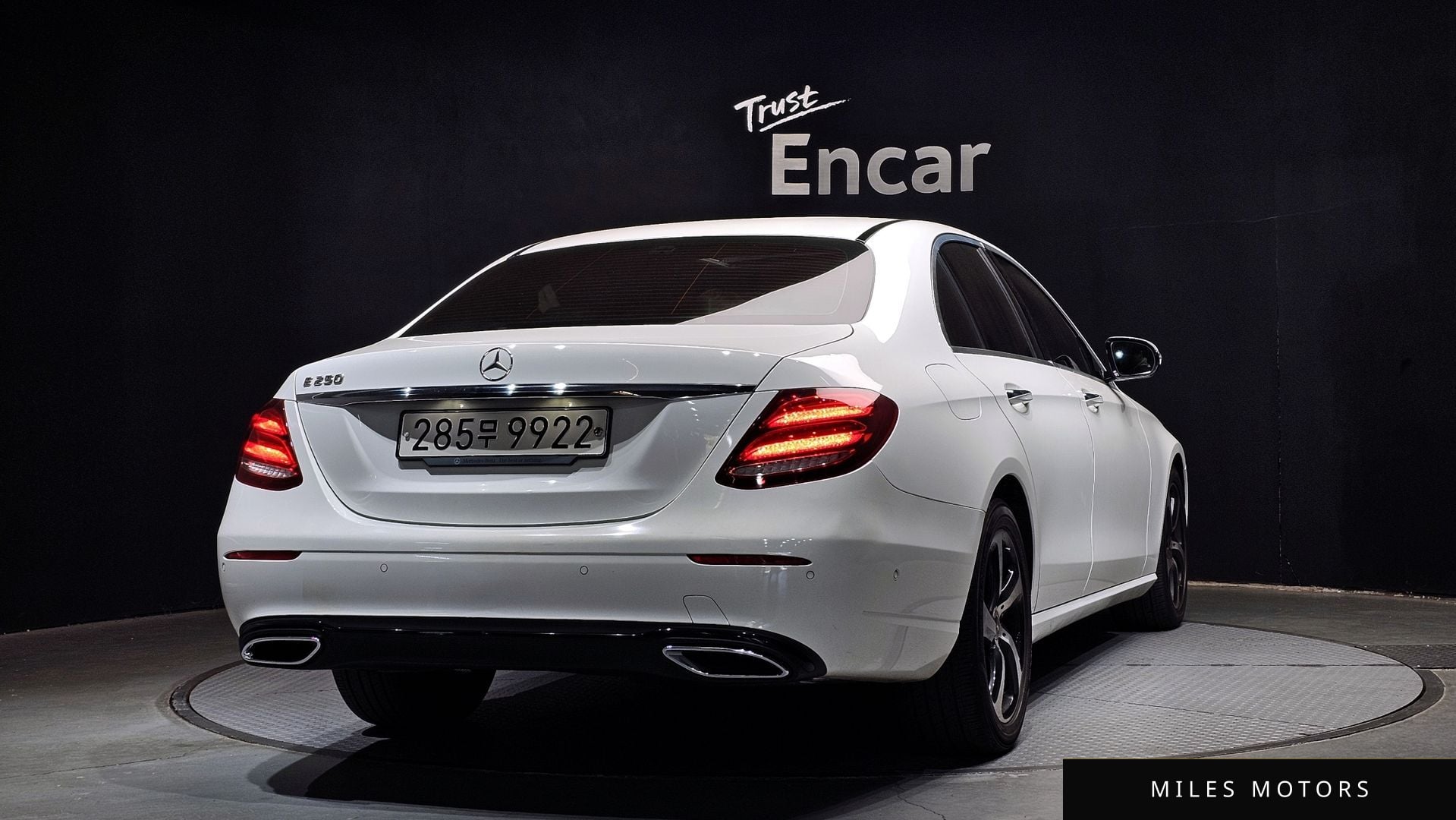 Mercedes-Benz E-Class W213 2020 — миниатюра 2