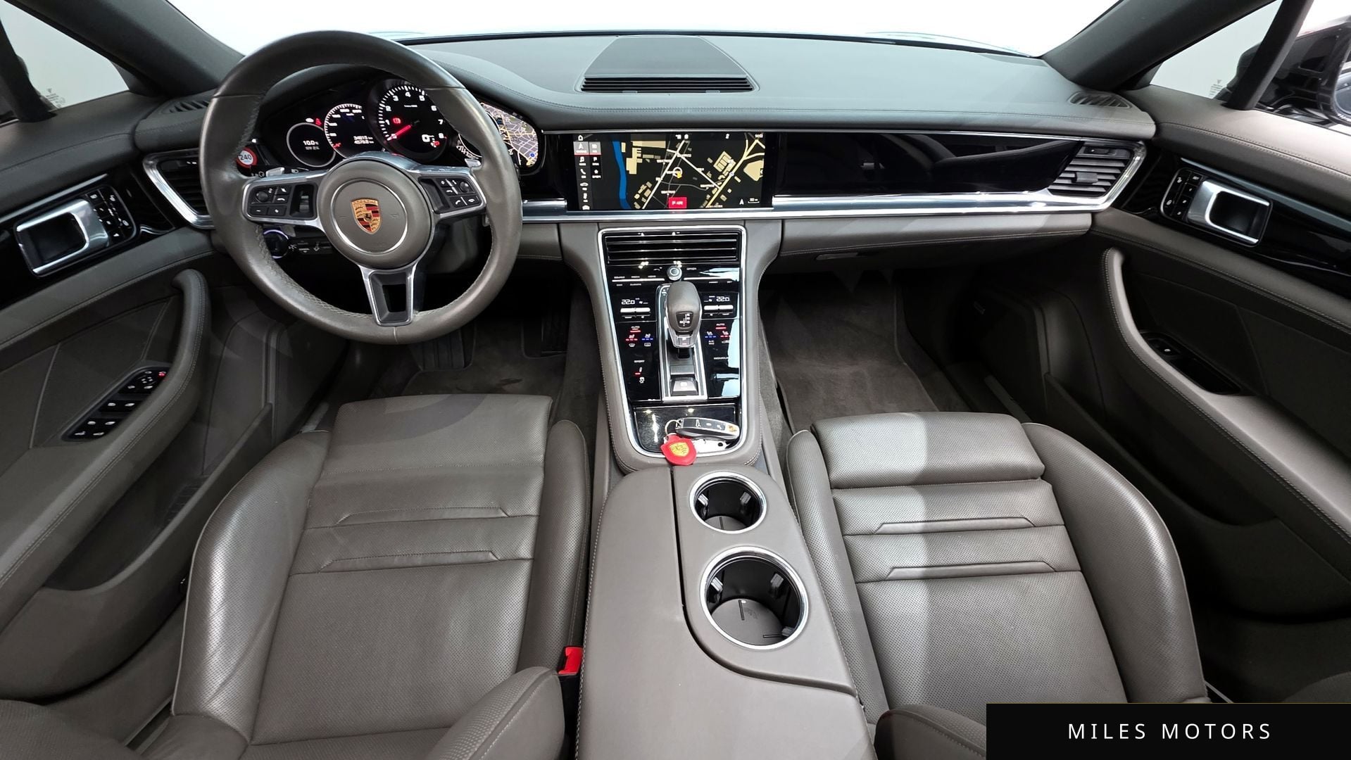 Porsche 파나메라 (971) 2018 — миниатюра 7