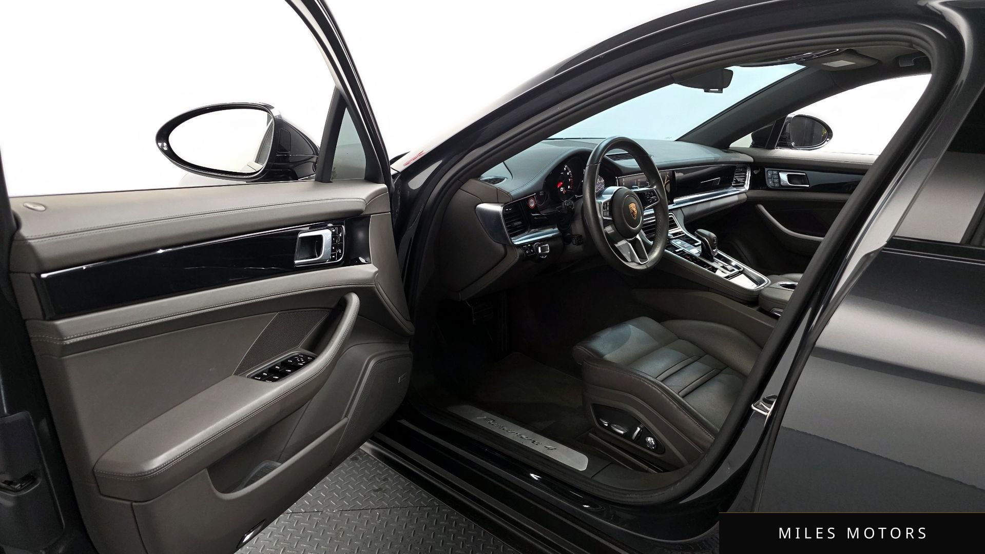 Porsche 파나메라 (971) 2018 — миниатюра 11