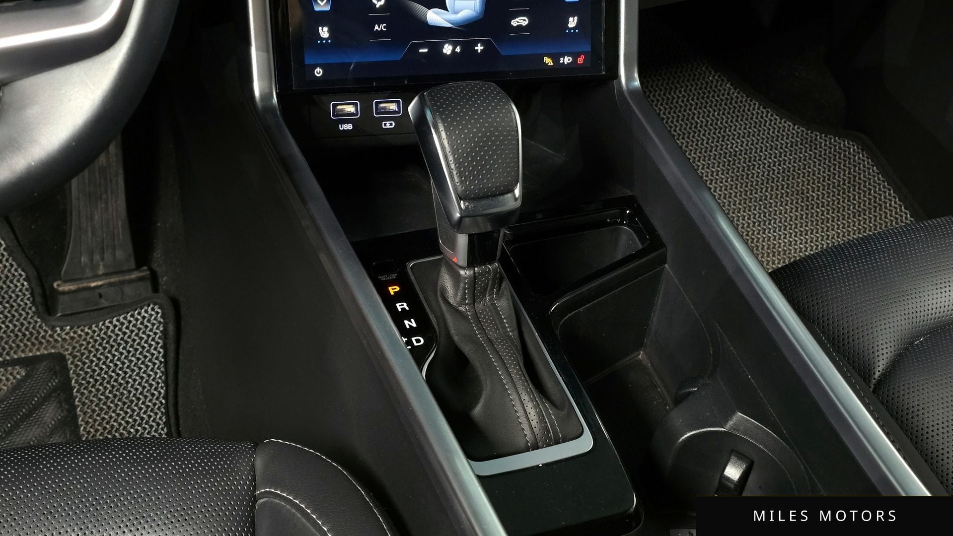 KG Mobility 토레스 2023 — миниатюра 8