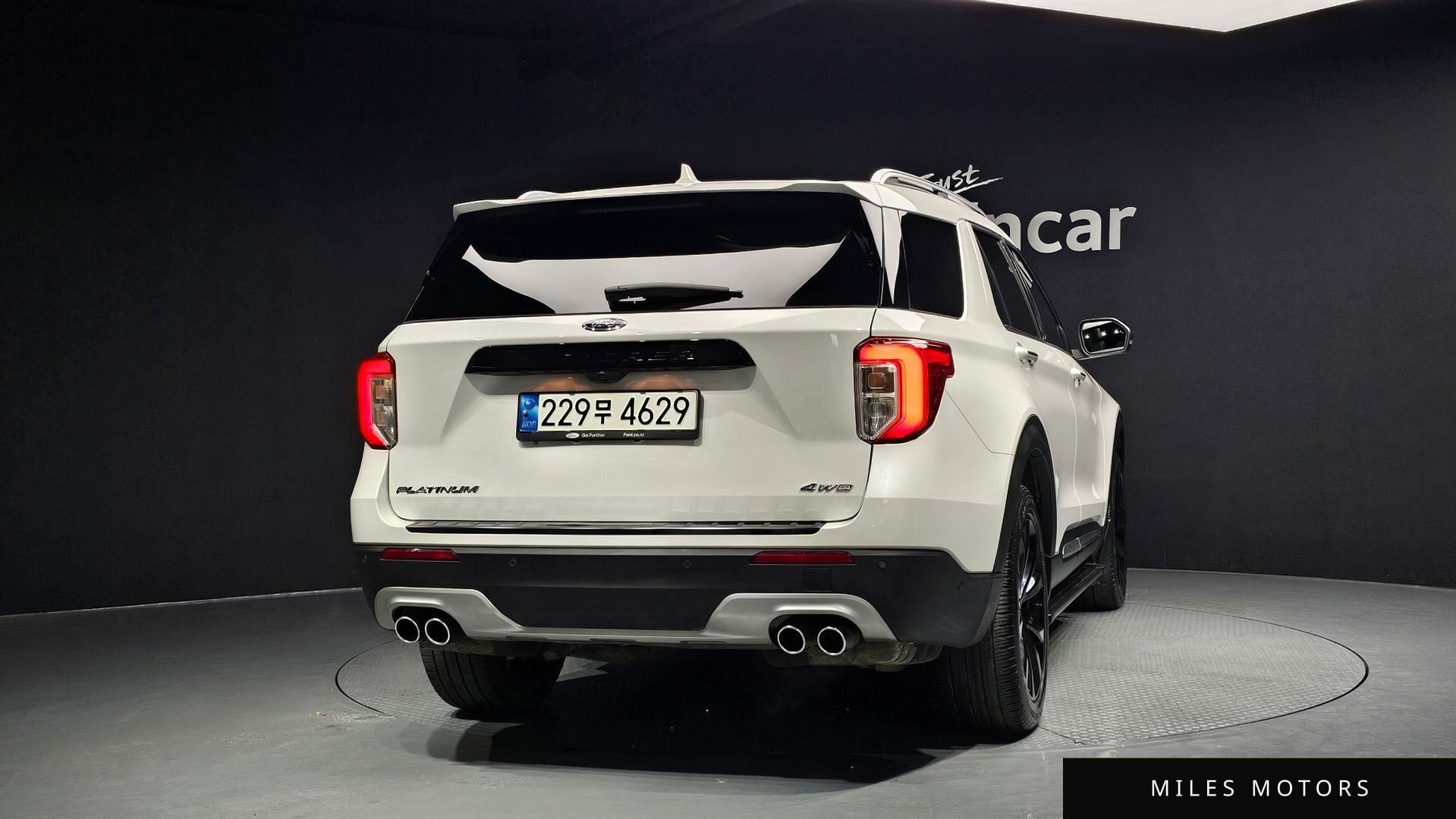 Ford Explorer 2021 — миниатюра 4