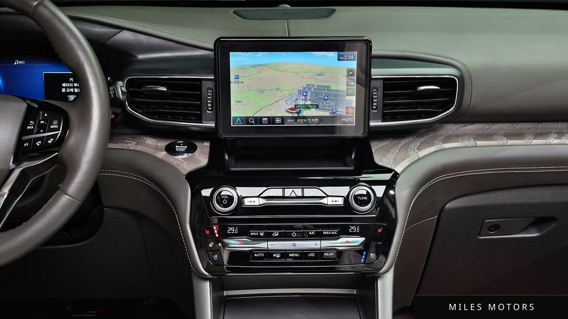 Ford Explorer 2021 — миниатюра 14