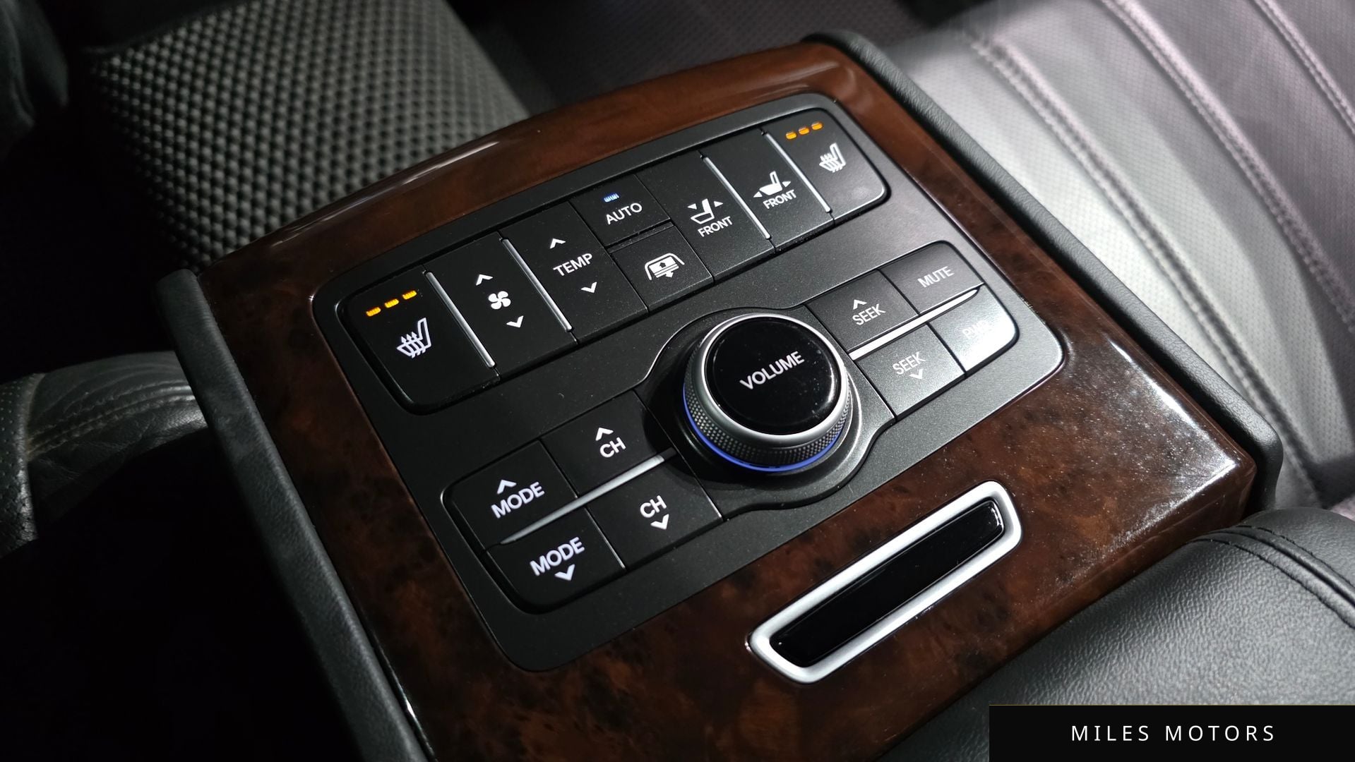 Hyundai 에쿠스(신형) 2012 — миниатюра 19