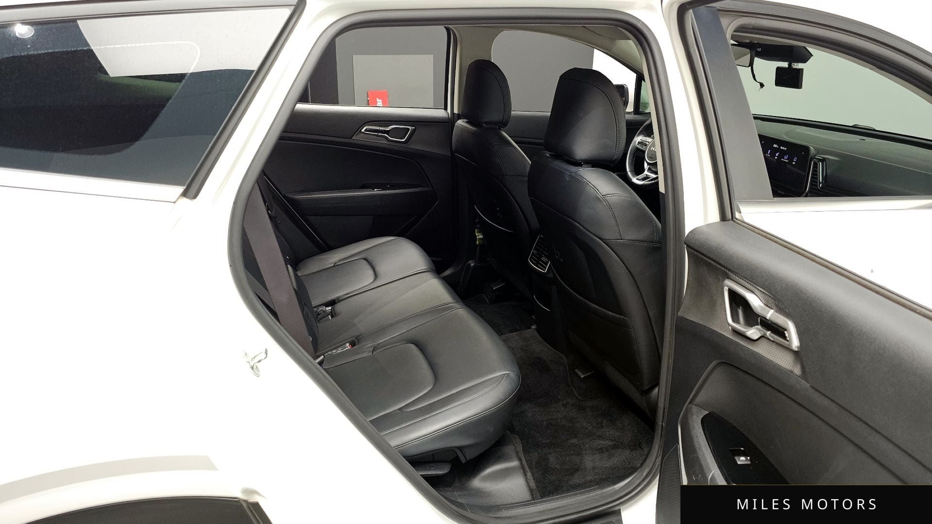 Kia Sportage 2022 — миниатюра 12