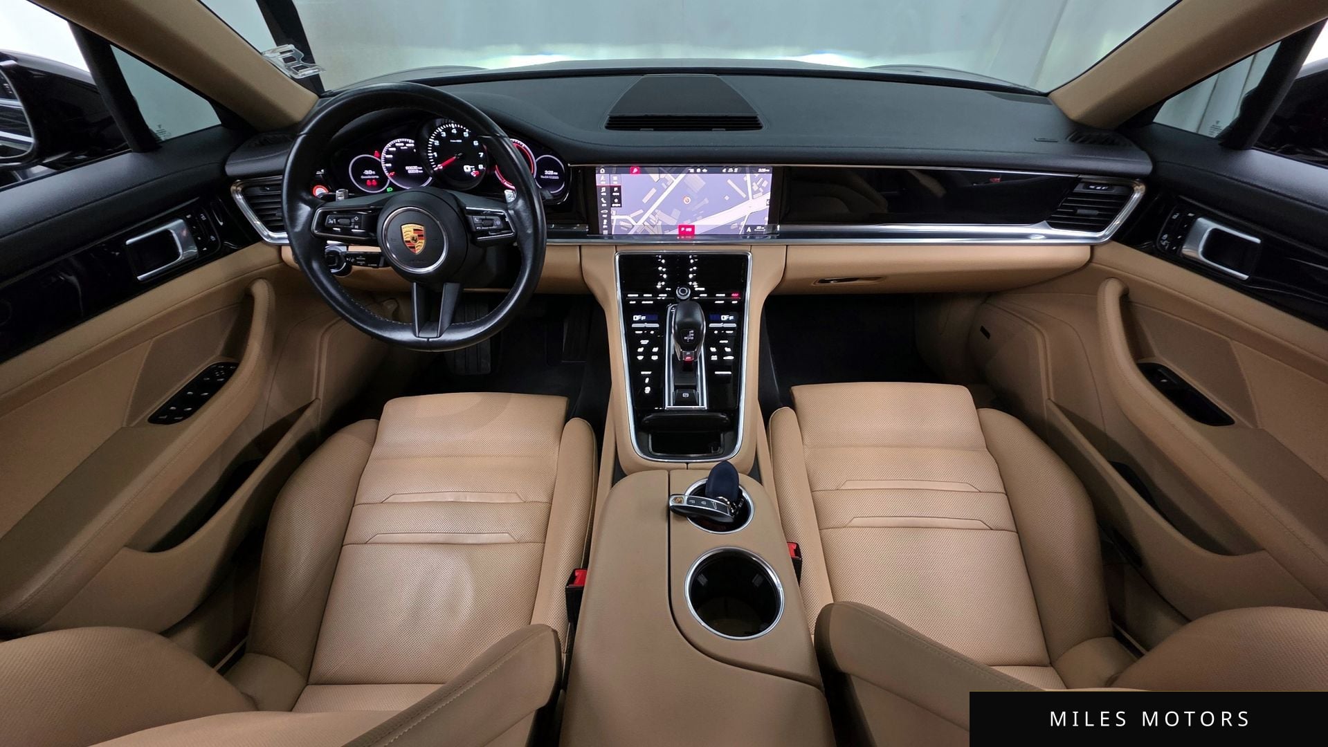 Porsche Panamera 2021 — миниатюра 7