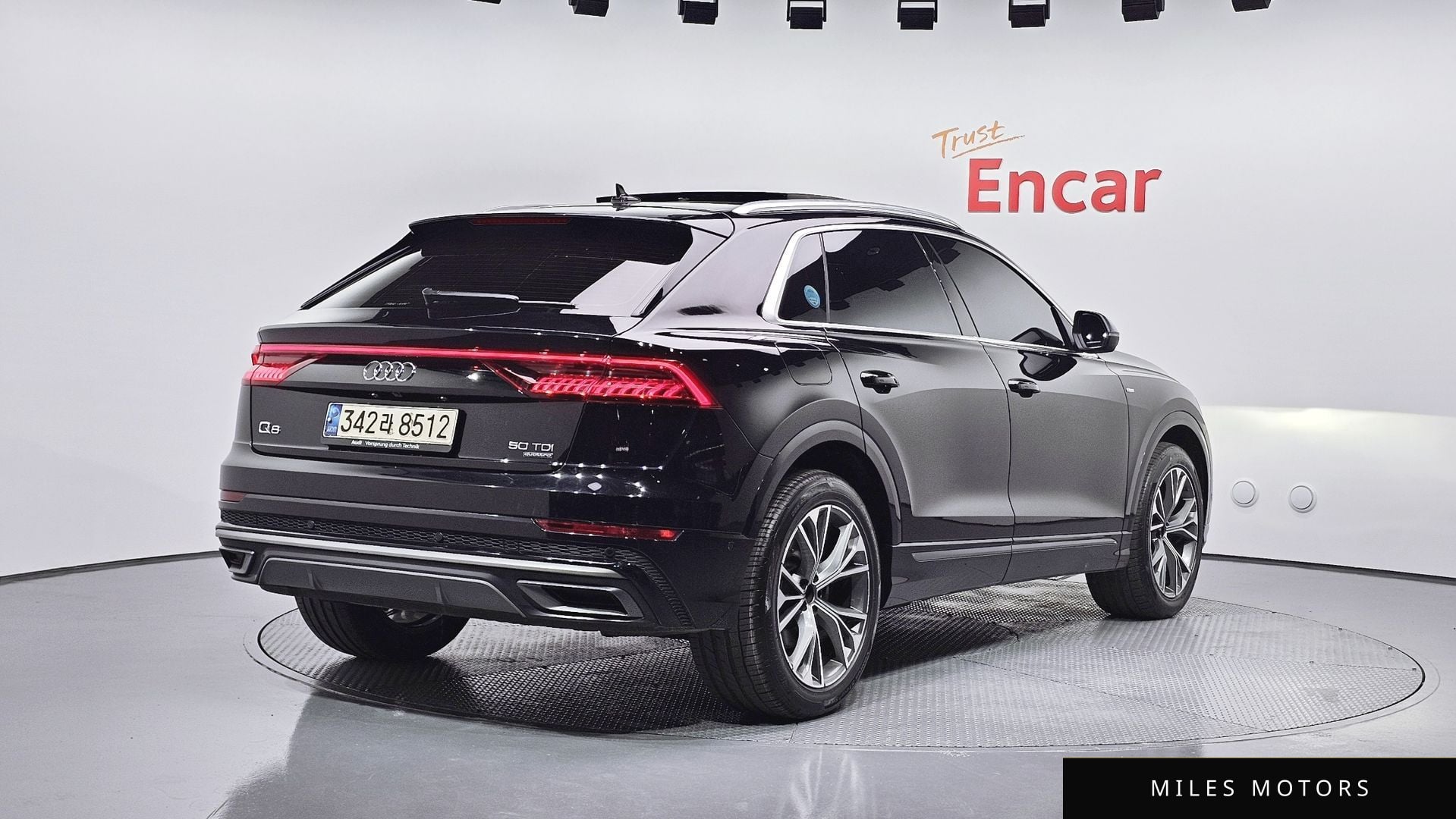 Audi Q8 (4M) 2021 — миниатюра 2