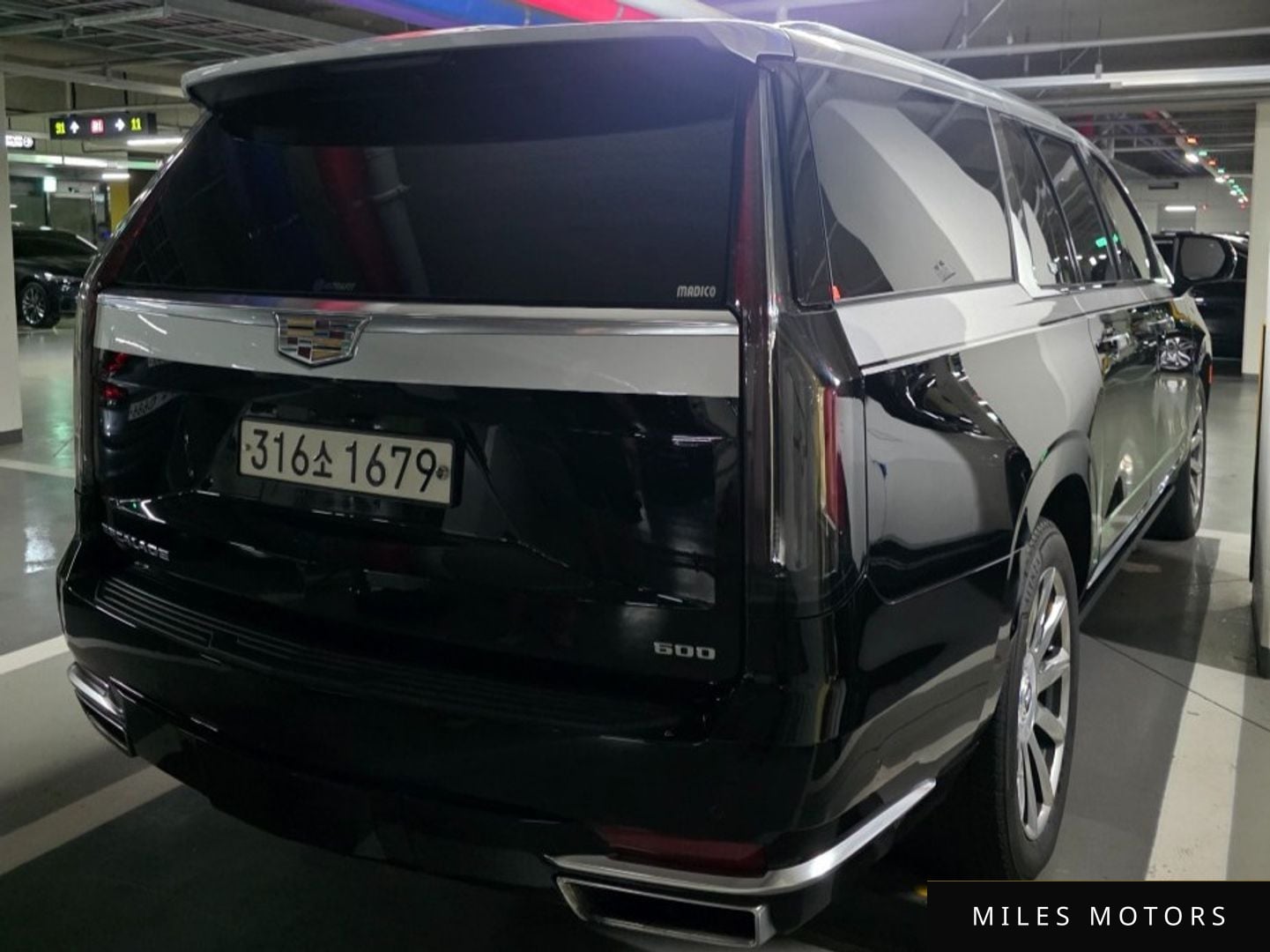Cadillac Escalade 2021 — миниатюра 4