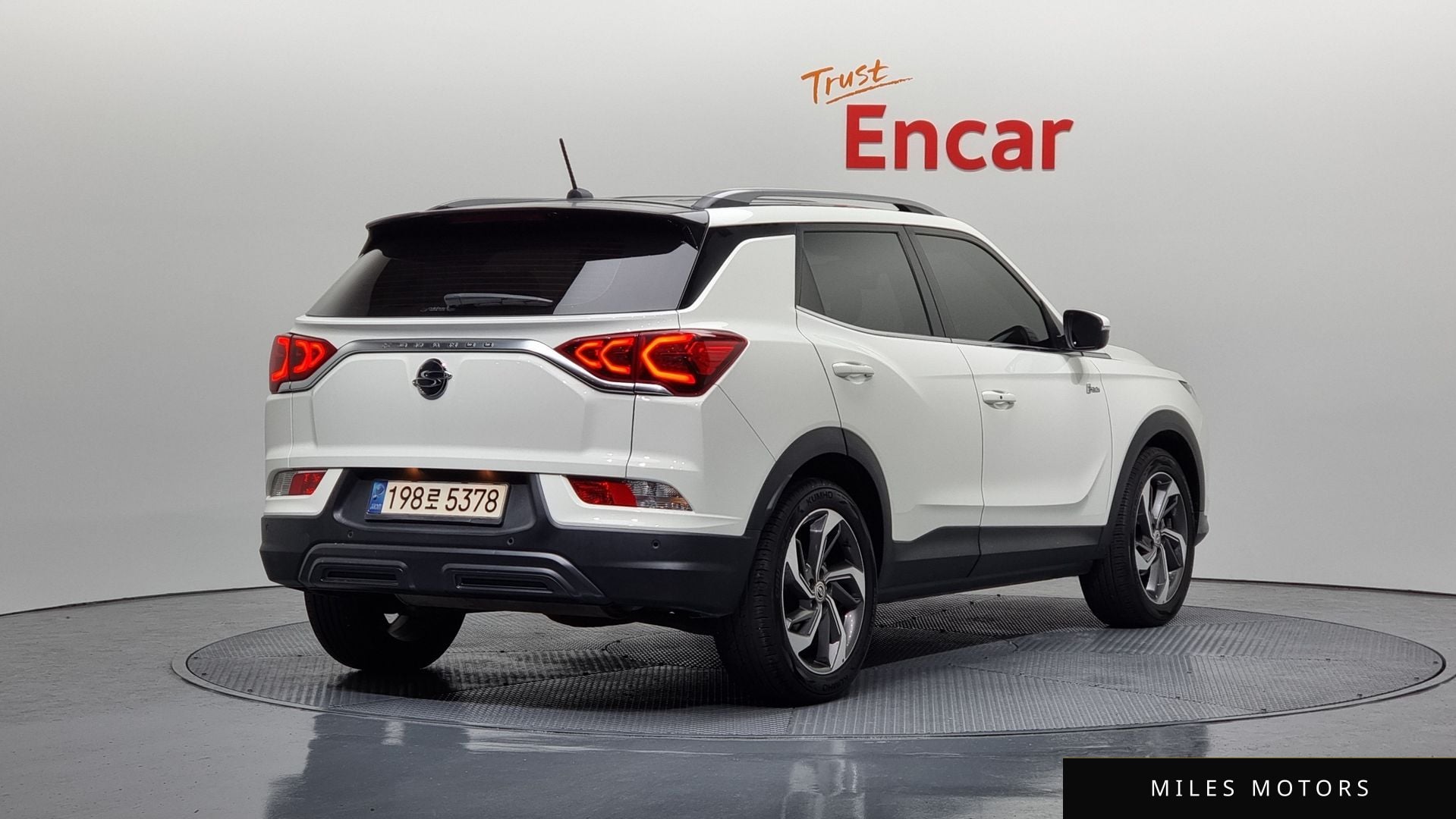 KG Mobility Beautiful Korando 2022 — миниатюра 2