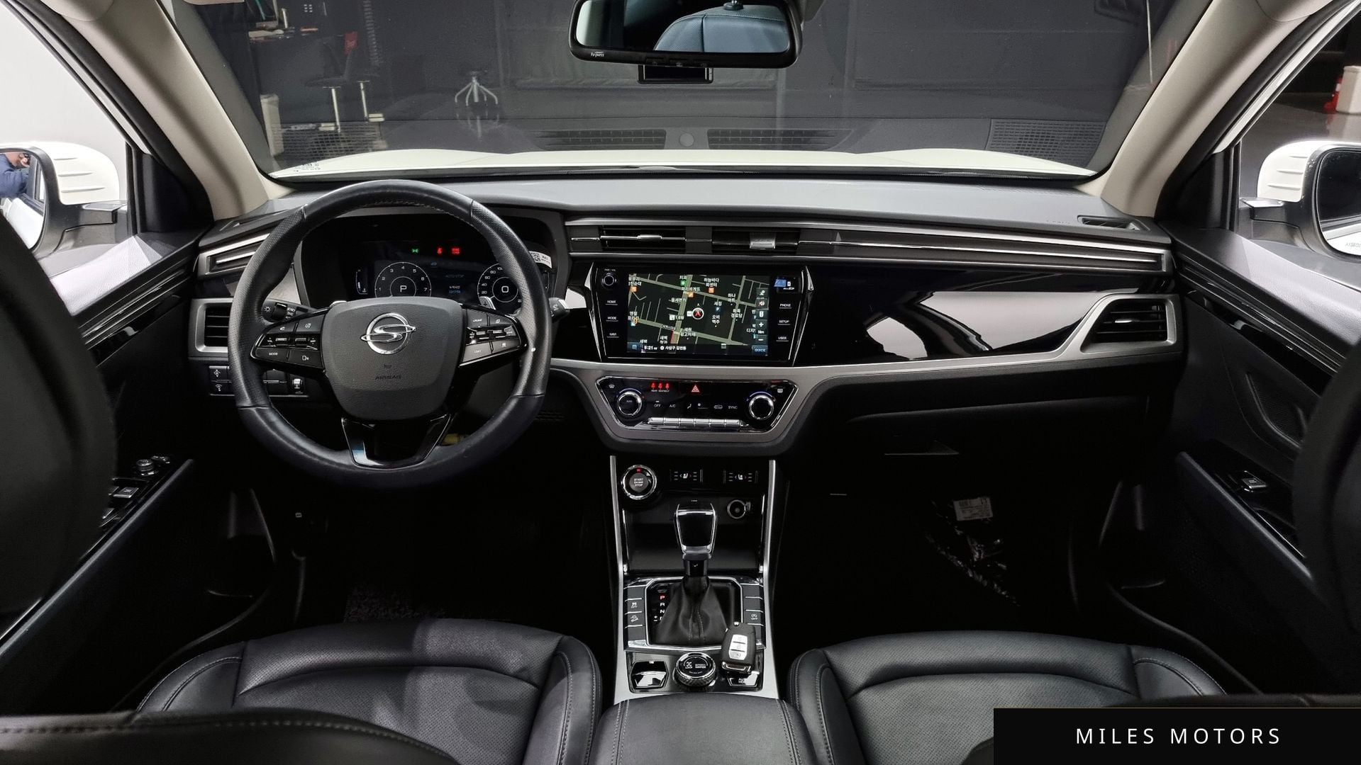 KG Mobility Beautiful Korando 2022 — миниатюра 7