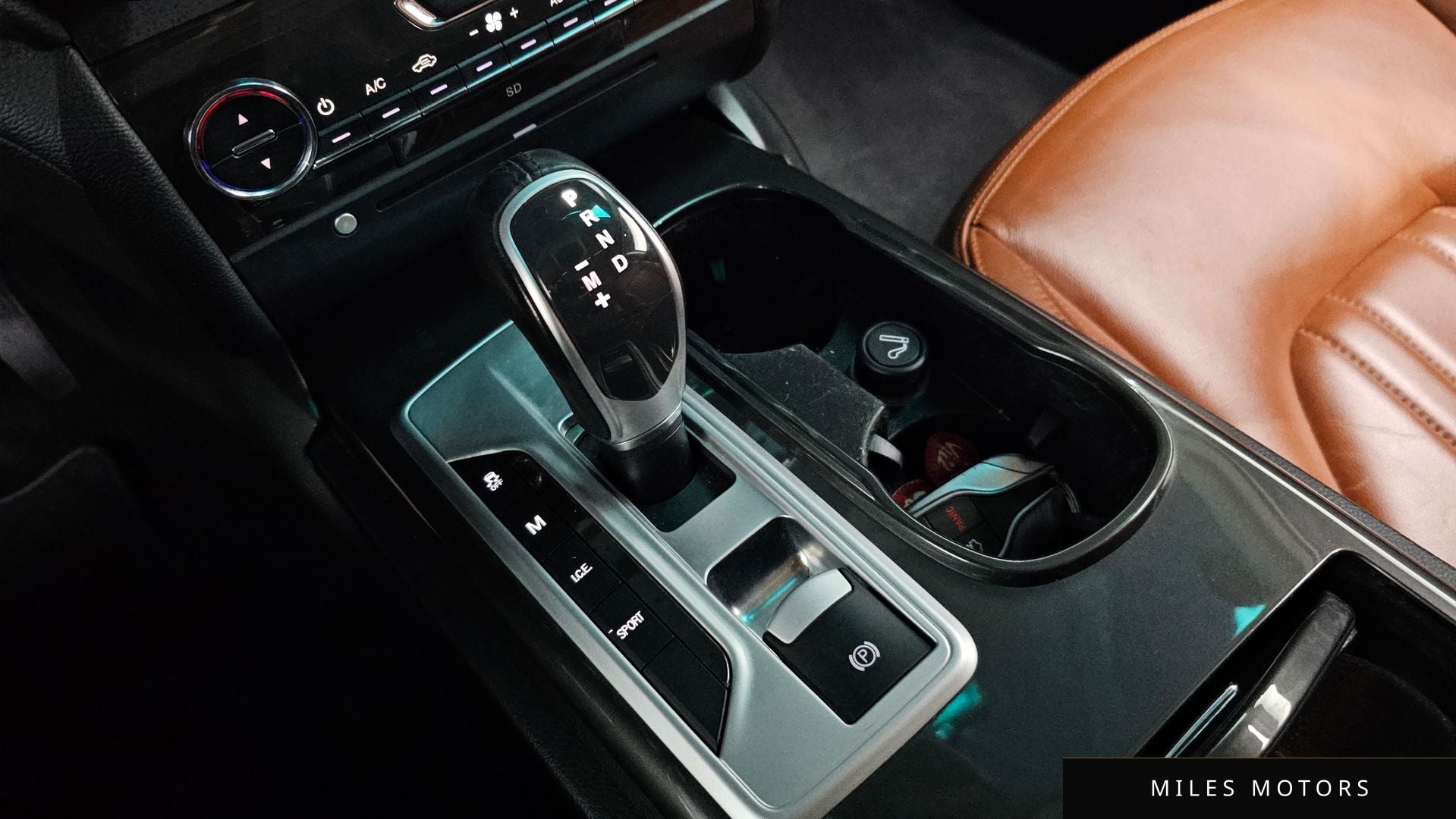 Maserati 기블리 2015 — миниатюра 9