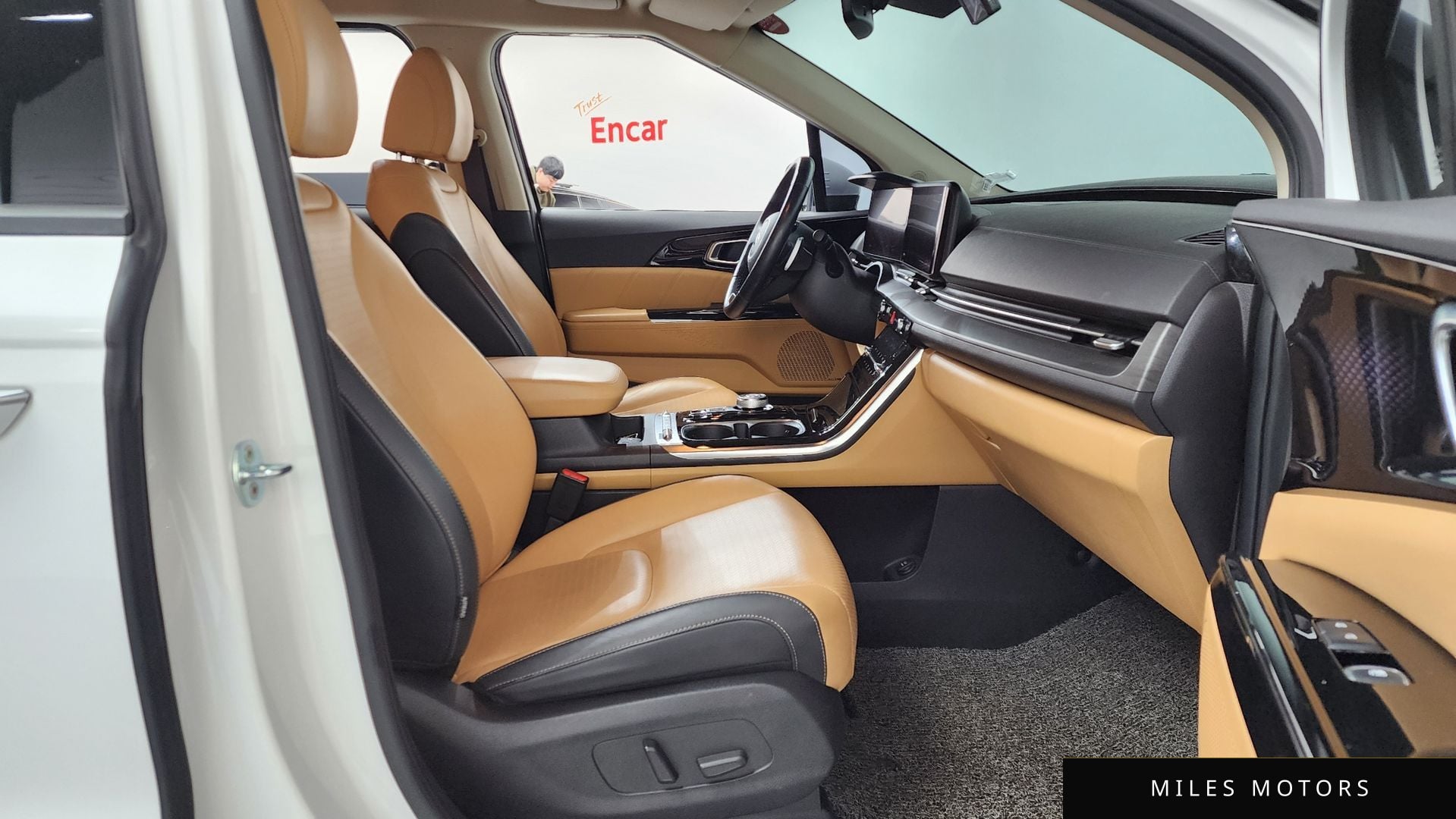 Kia Carnival 2021 — миниатюра 11