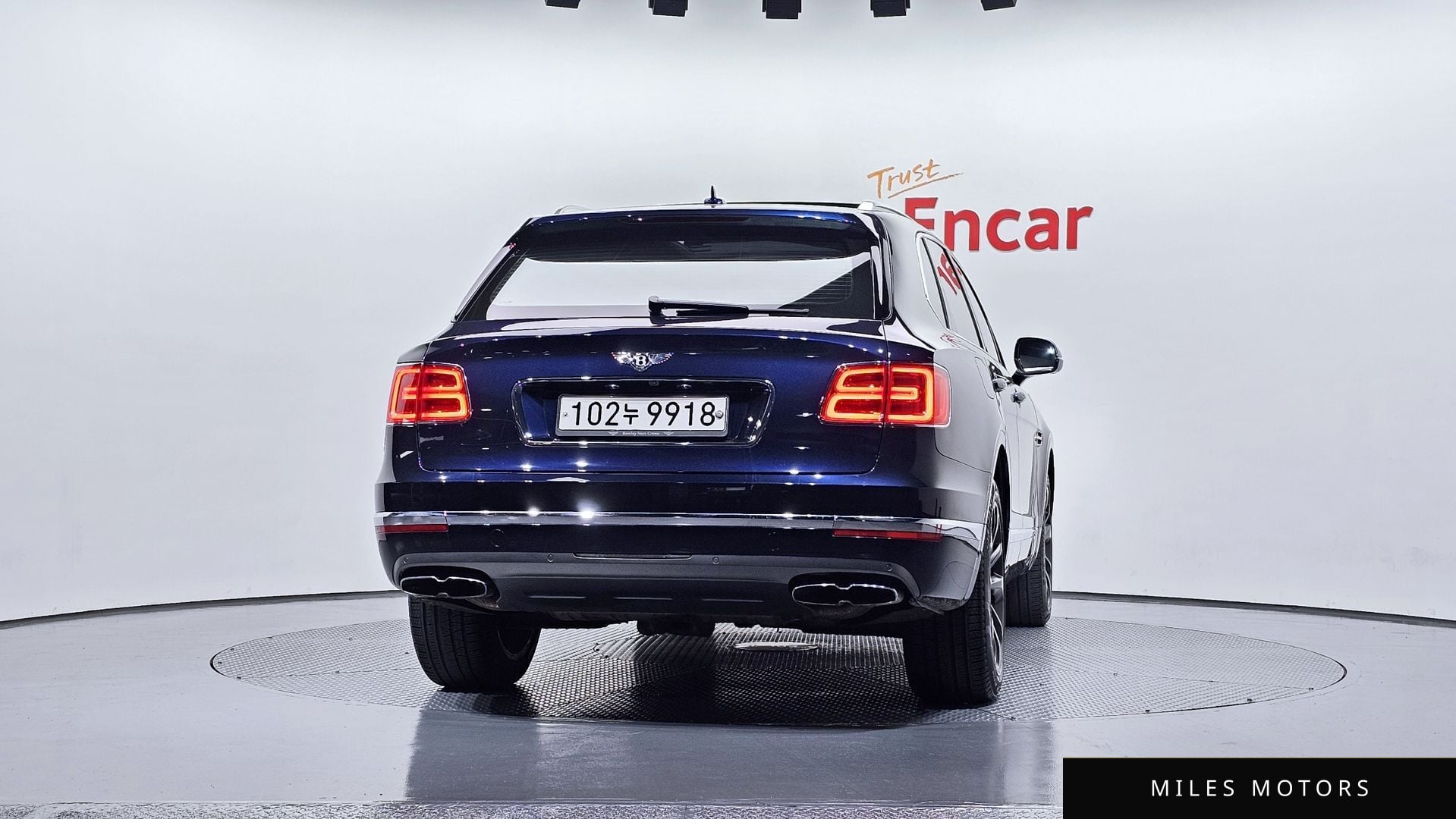 Bentley Bentayga 2020 — миниатюра 4