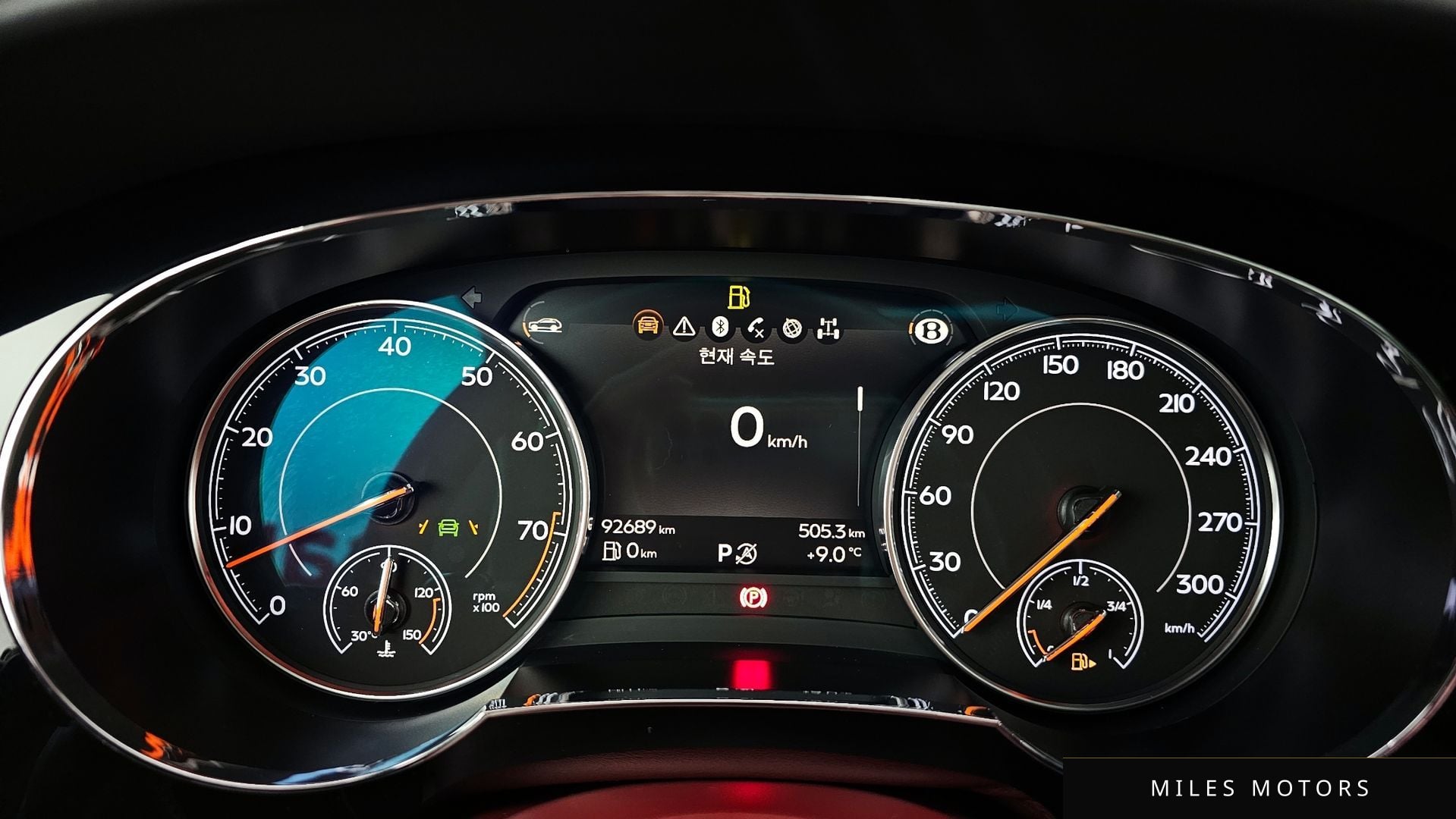 Bentley Bentayga 2020 — миниатюра 8