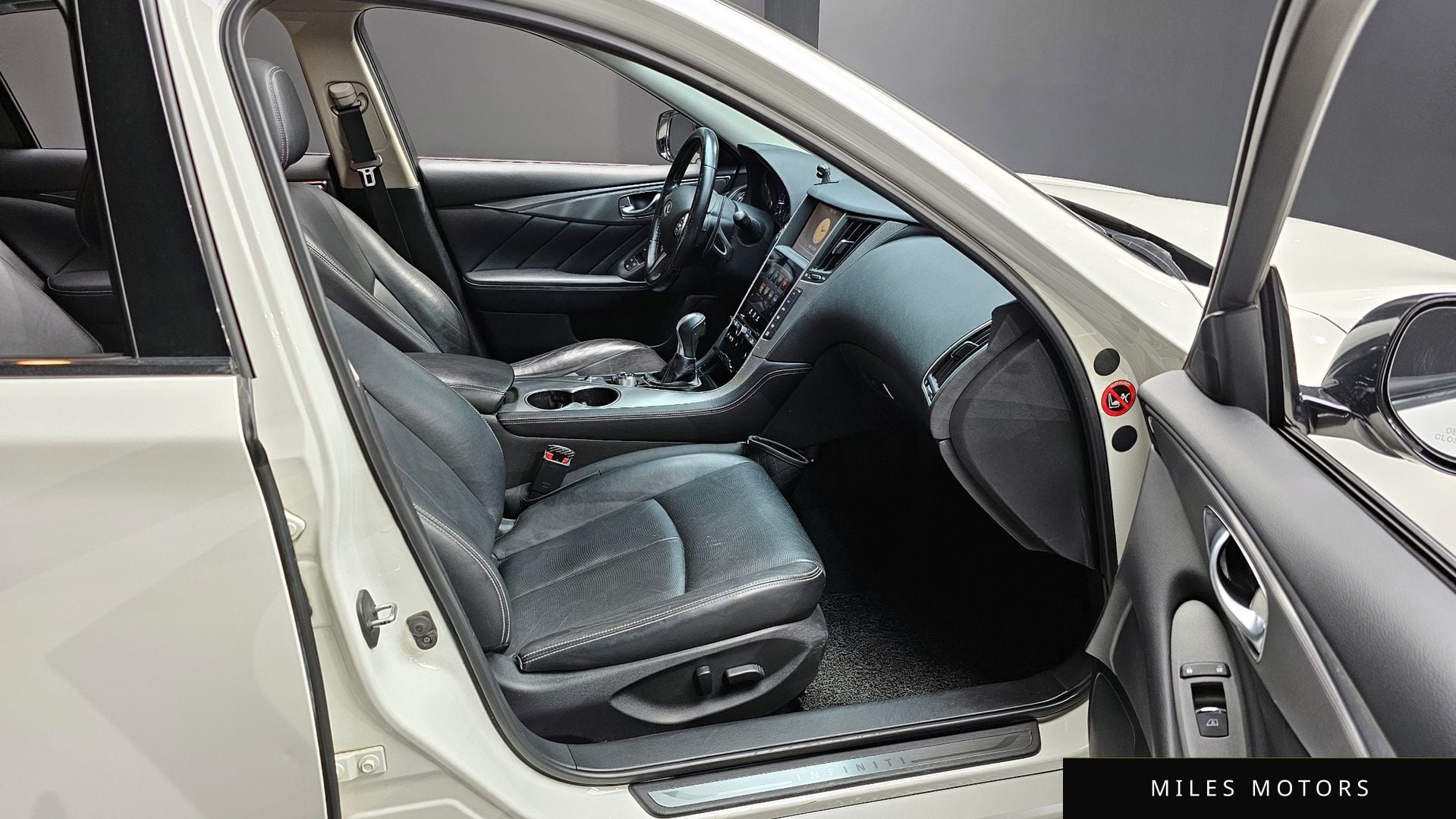 Infiniti Q50 2016 — миниатюра 11