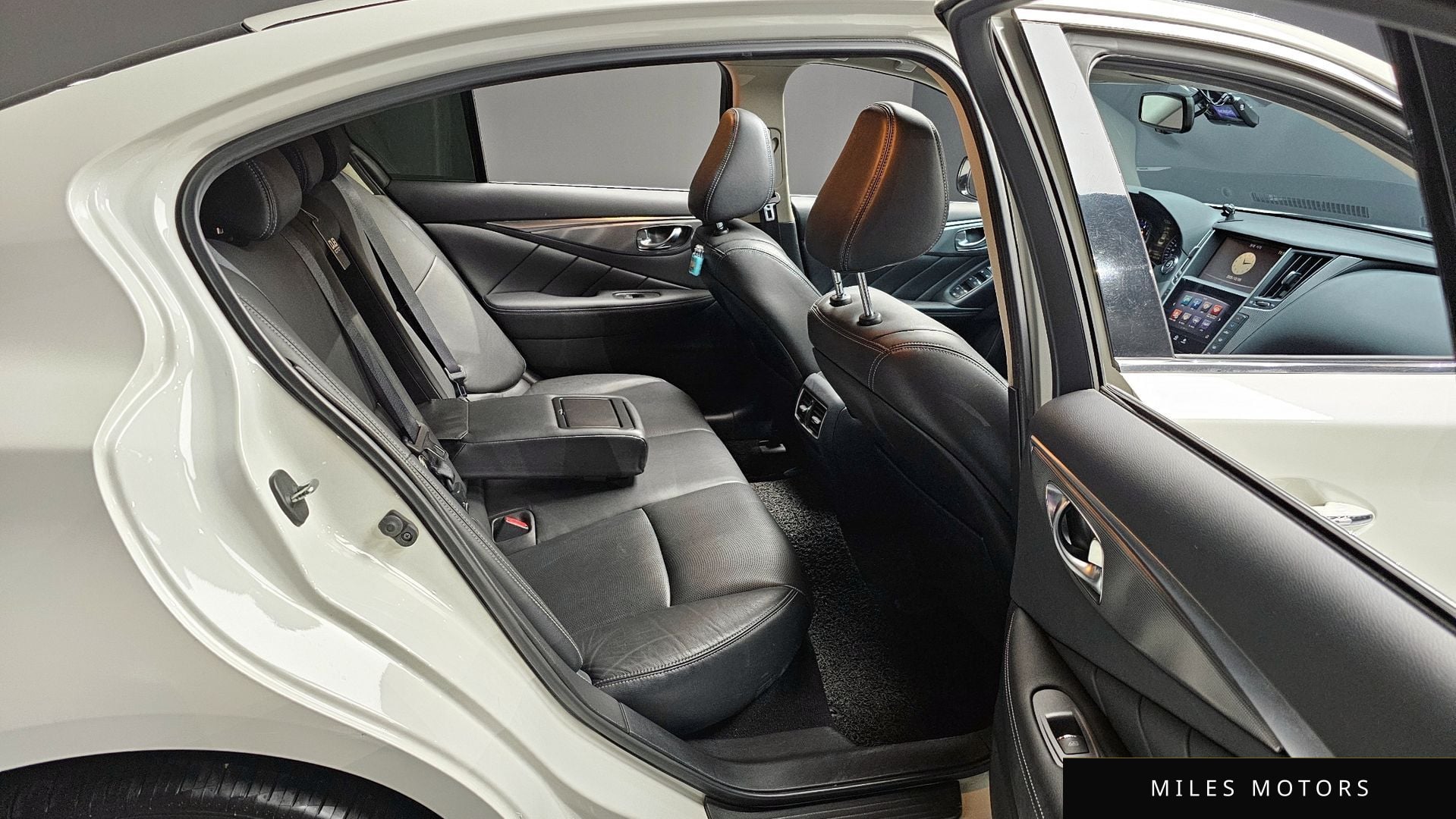 Infiniti Q50 2016 — миниатюра 12