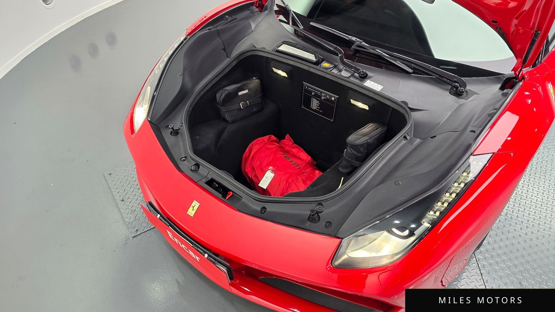 Ferrari 488 GTB 2018 — миниатюра 7