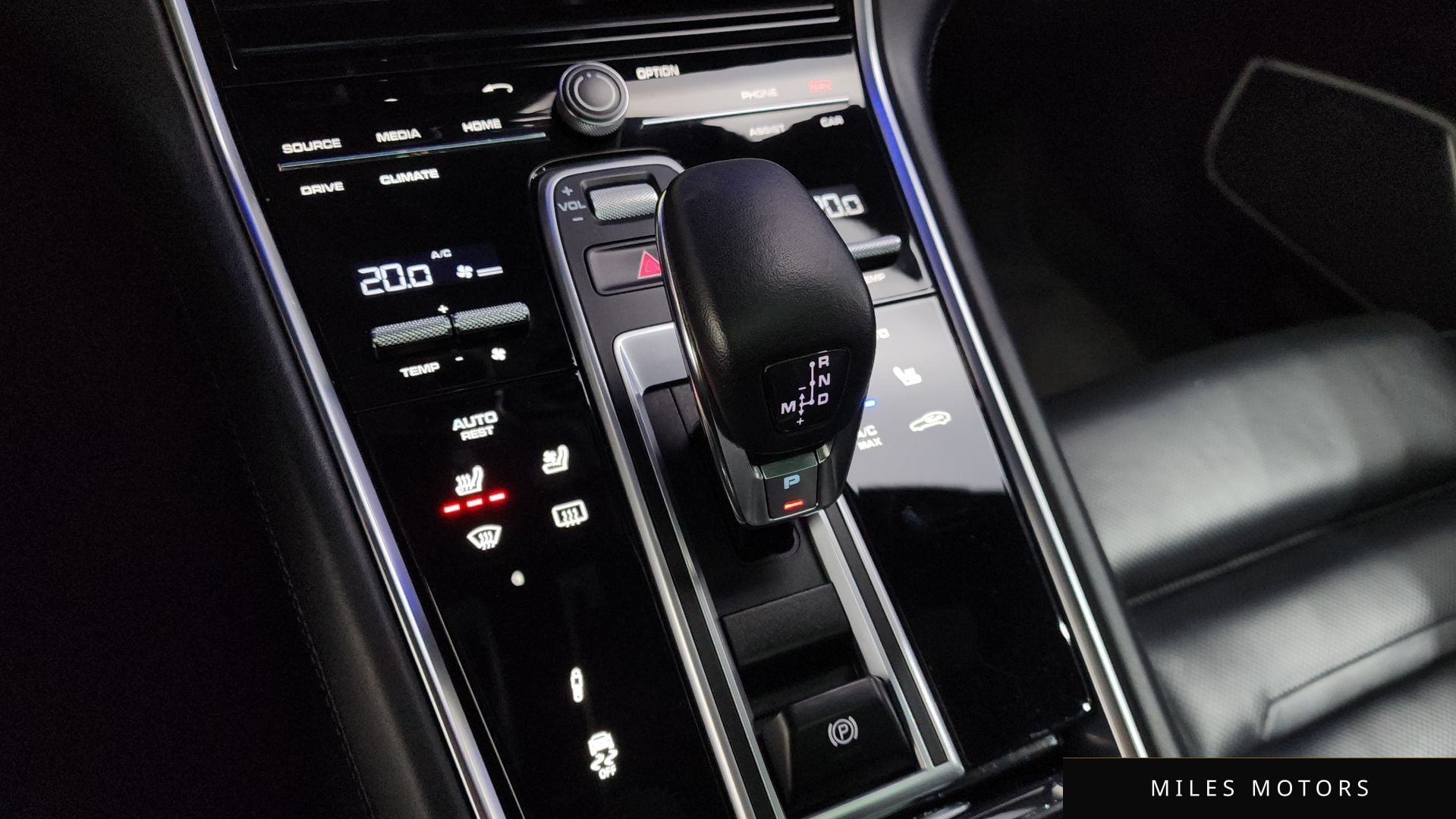 Porsche Panamera 2017 — миниатюра 9