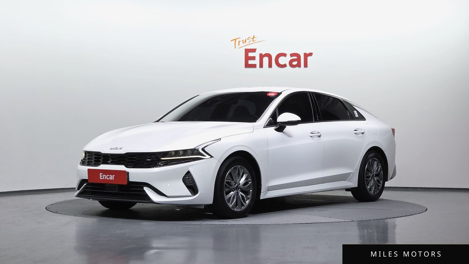 Kia K5 2023 — фото 1 из 12