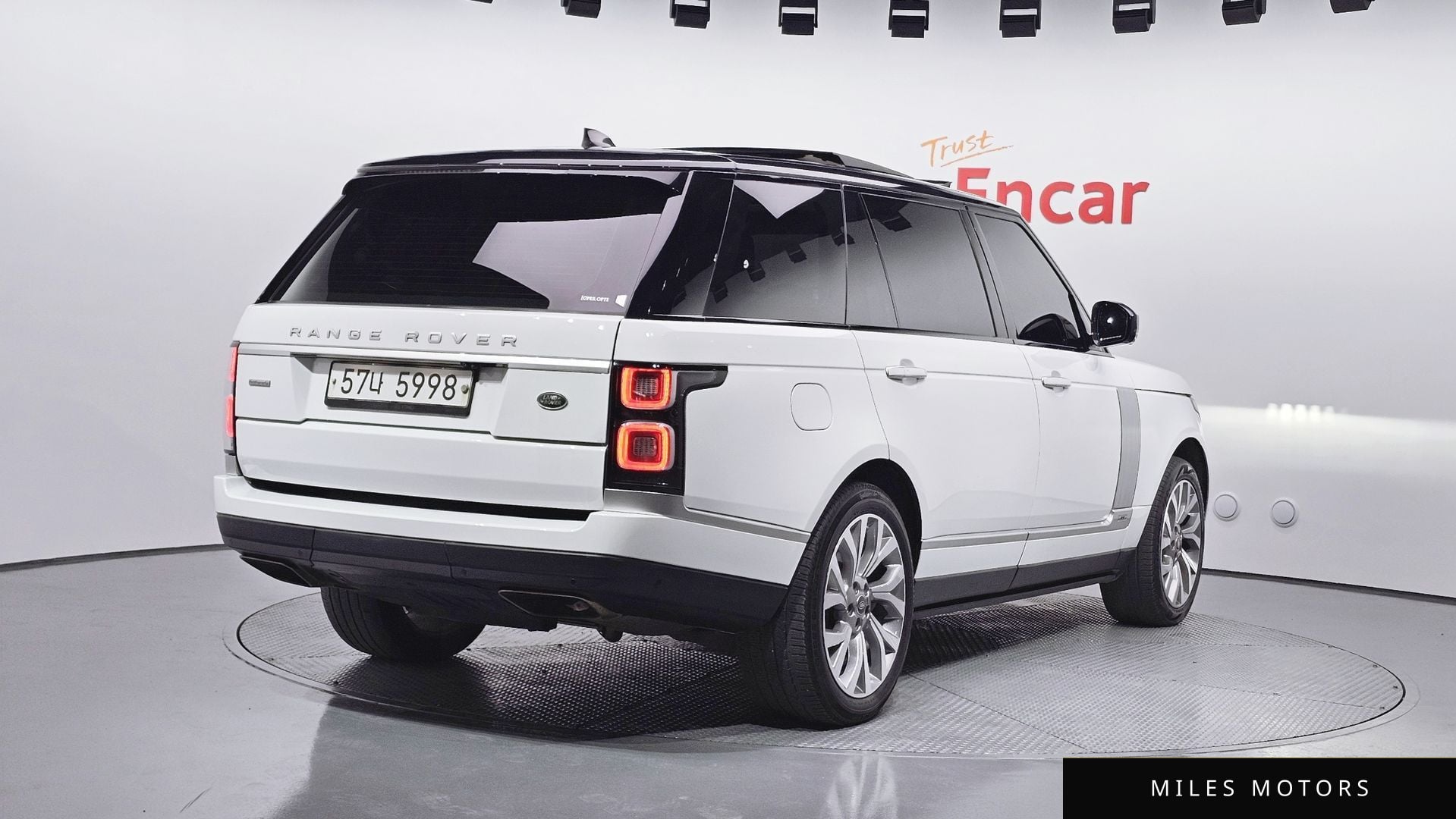 Land Rover Range Rover 2018 — миниатюра 2