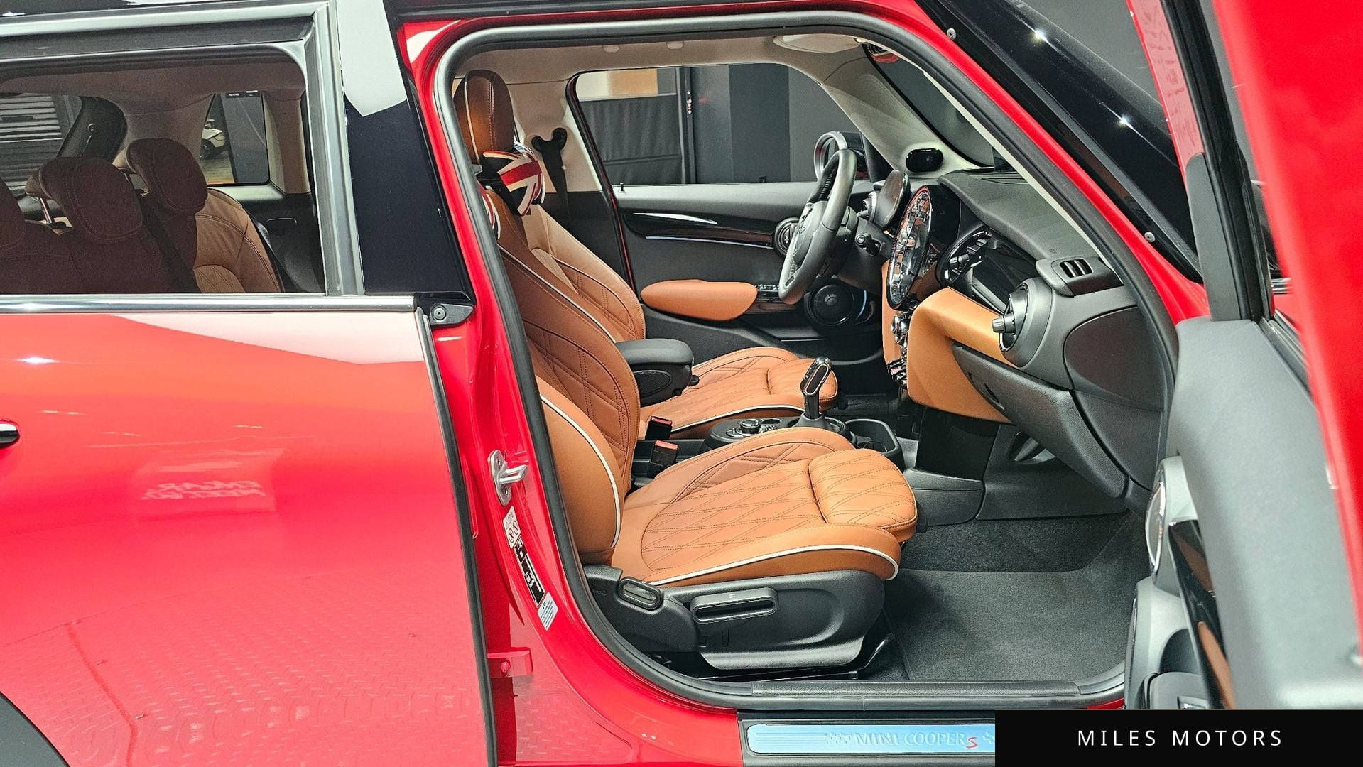 MINI 쿠퍼 S 2024 — миниатюра 10