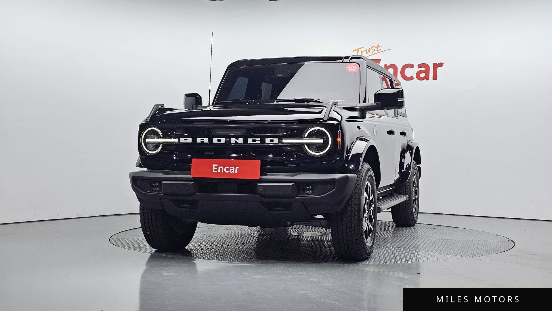 Ford Bronco 2024 — миниатюра 3