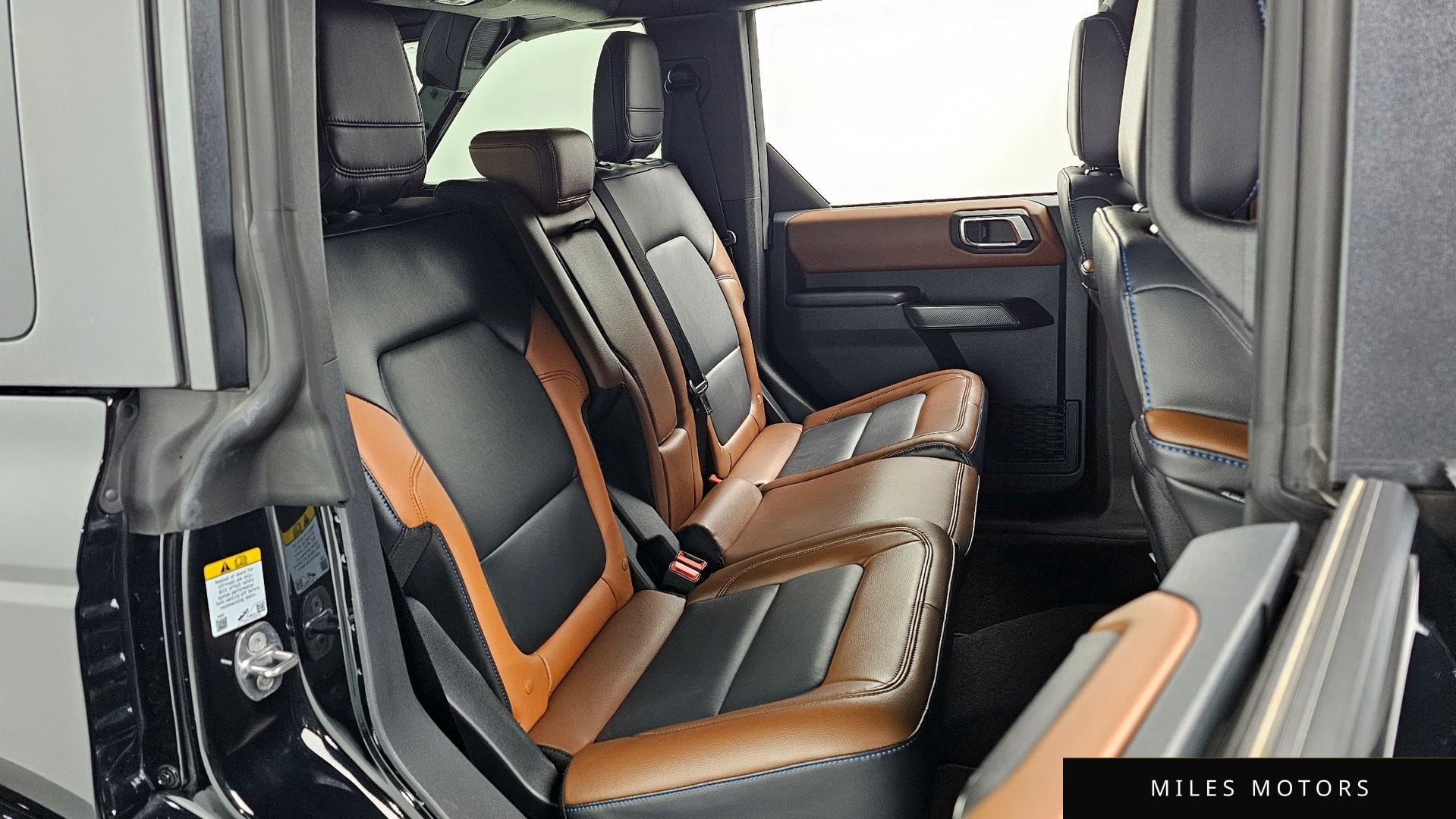 Ford Bronco 2024 — миниатюра 12