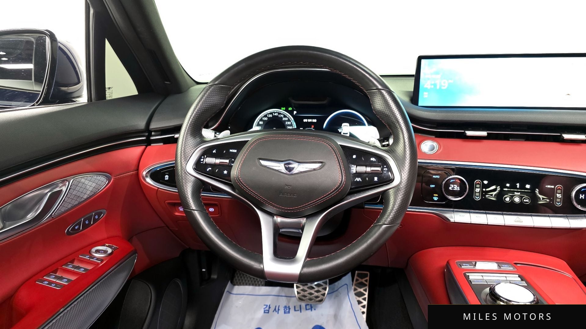 Genesis GV70 2022 — миниатюра 13