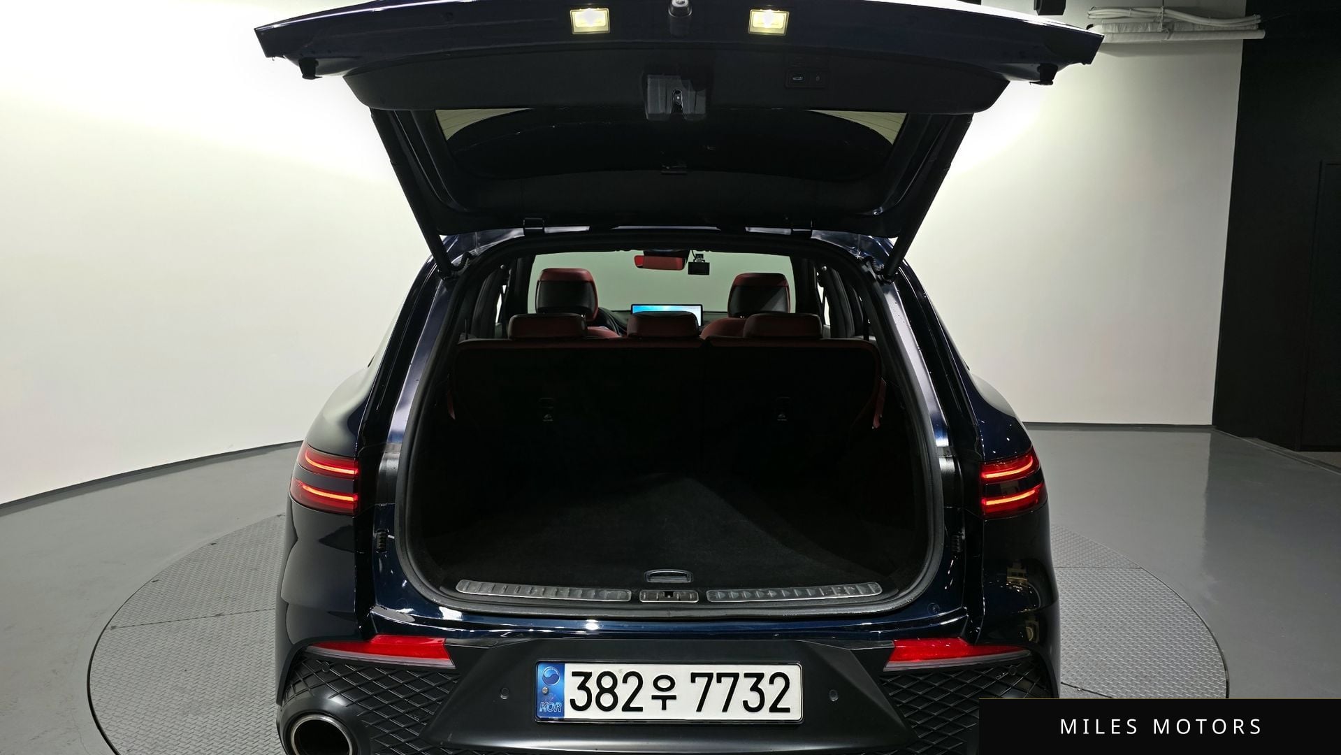 Genesis GV70 2022 — миниатюра 20