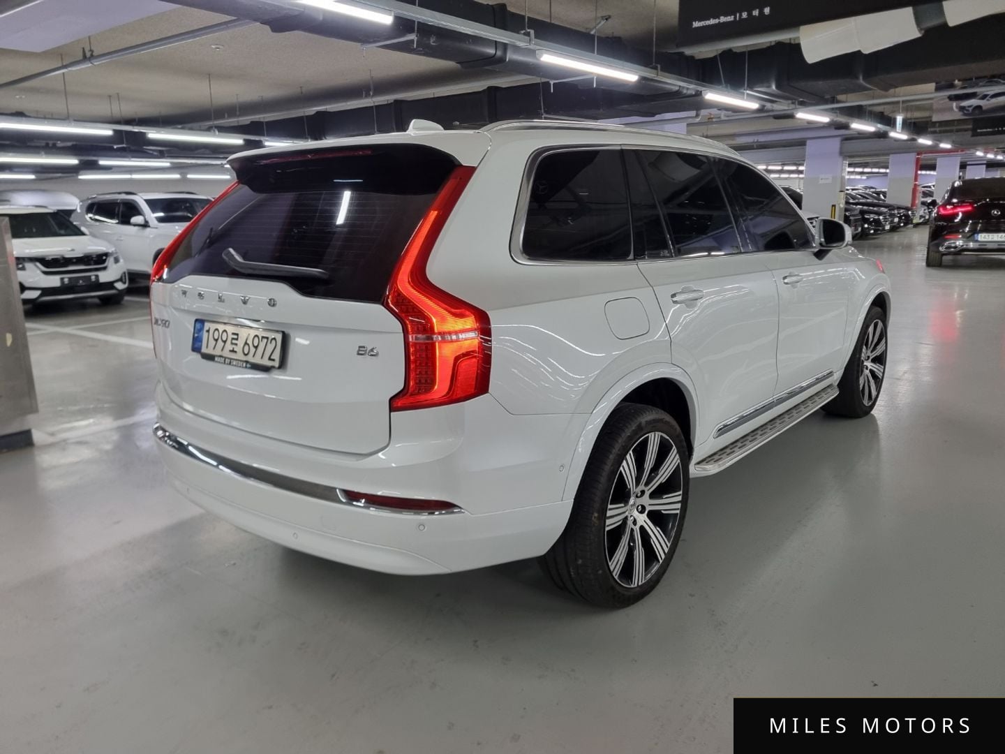 Volvo XC90 2023 — миниатюра 3