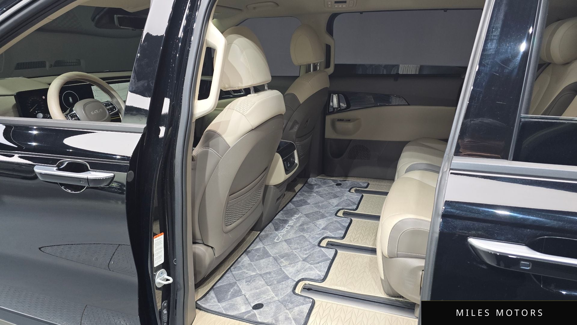 Kia Canival 2024 — миниатюра 11