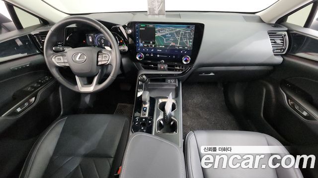 Лексус NX350h 2023 — миниатюра 7