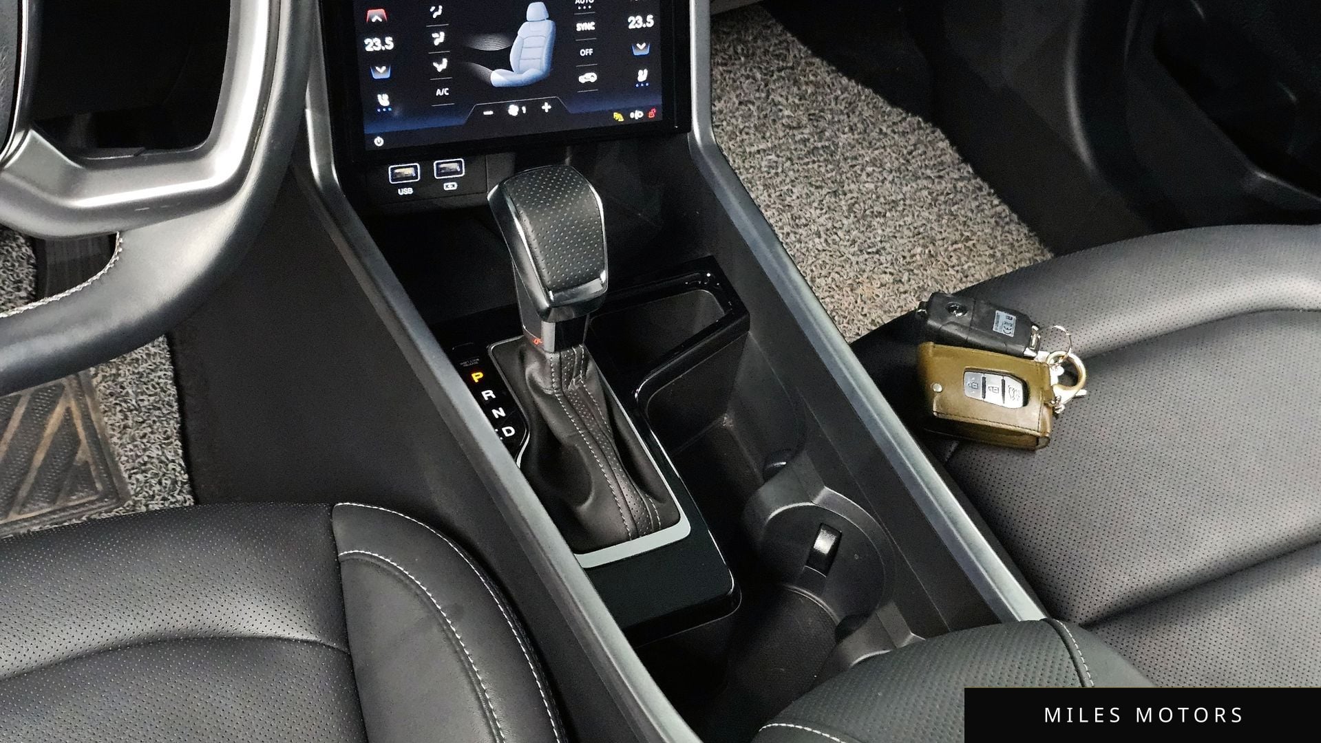 KG Mobility 토레스 2023 — миниатюра 9