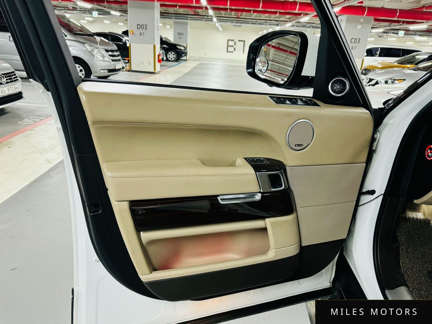 Land Rover Range Rover 2015 — миниатюра 12