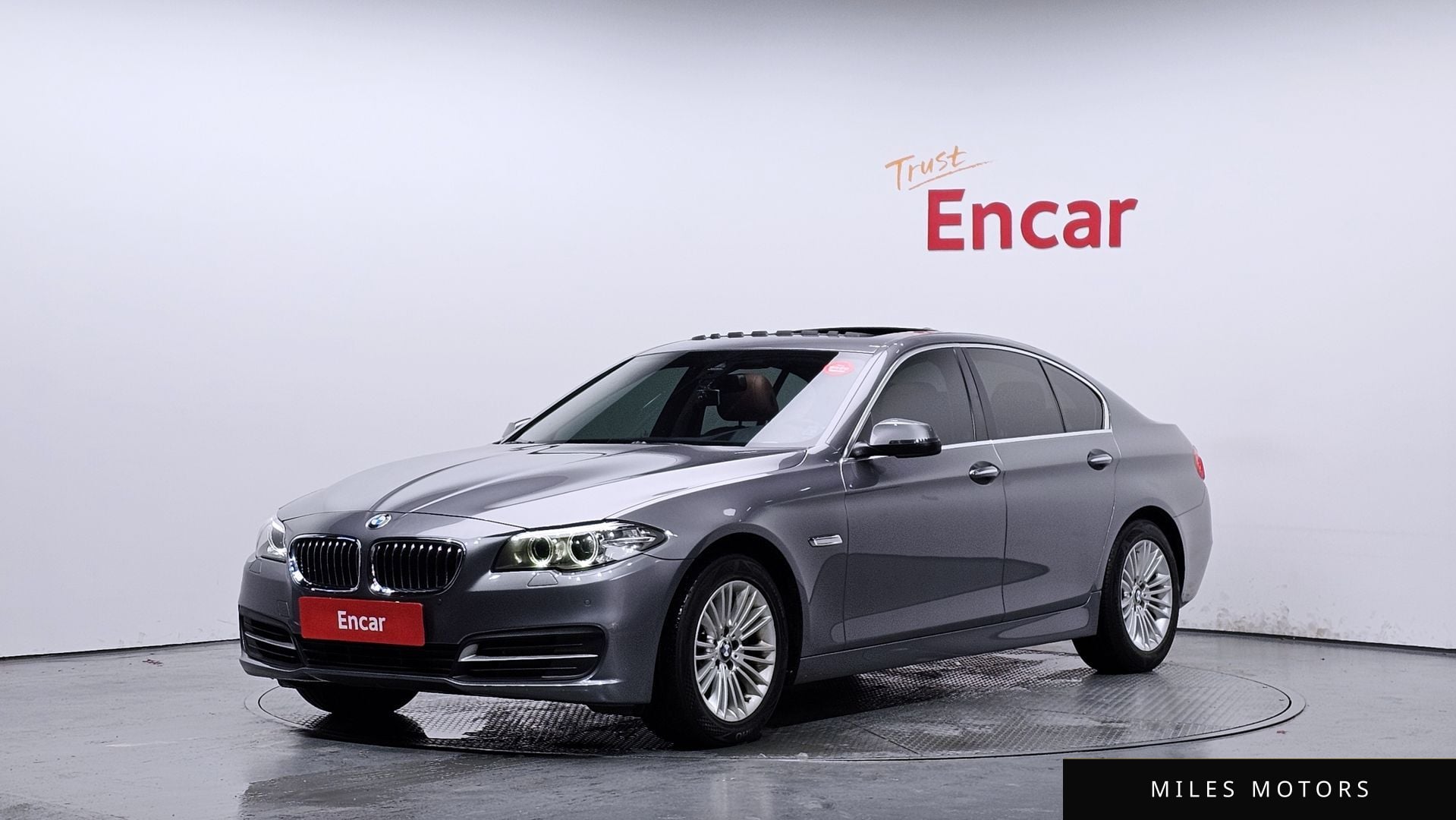 BMW 5 Series (F10) 2015 — фото 1 из 12