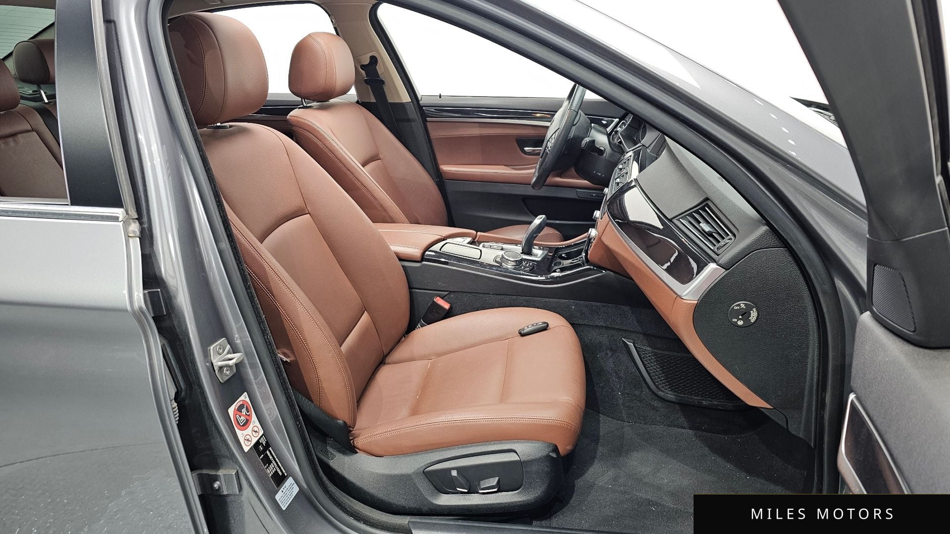 BMW 5 Series (F10) 2015 — миниатюра 12