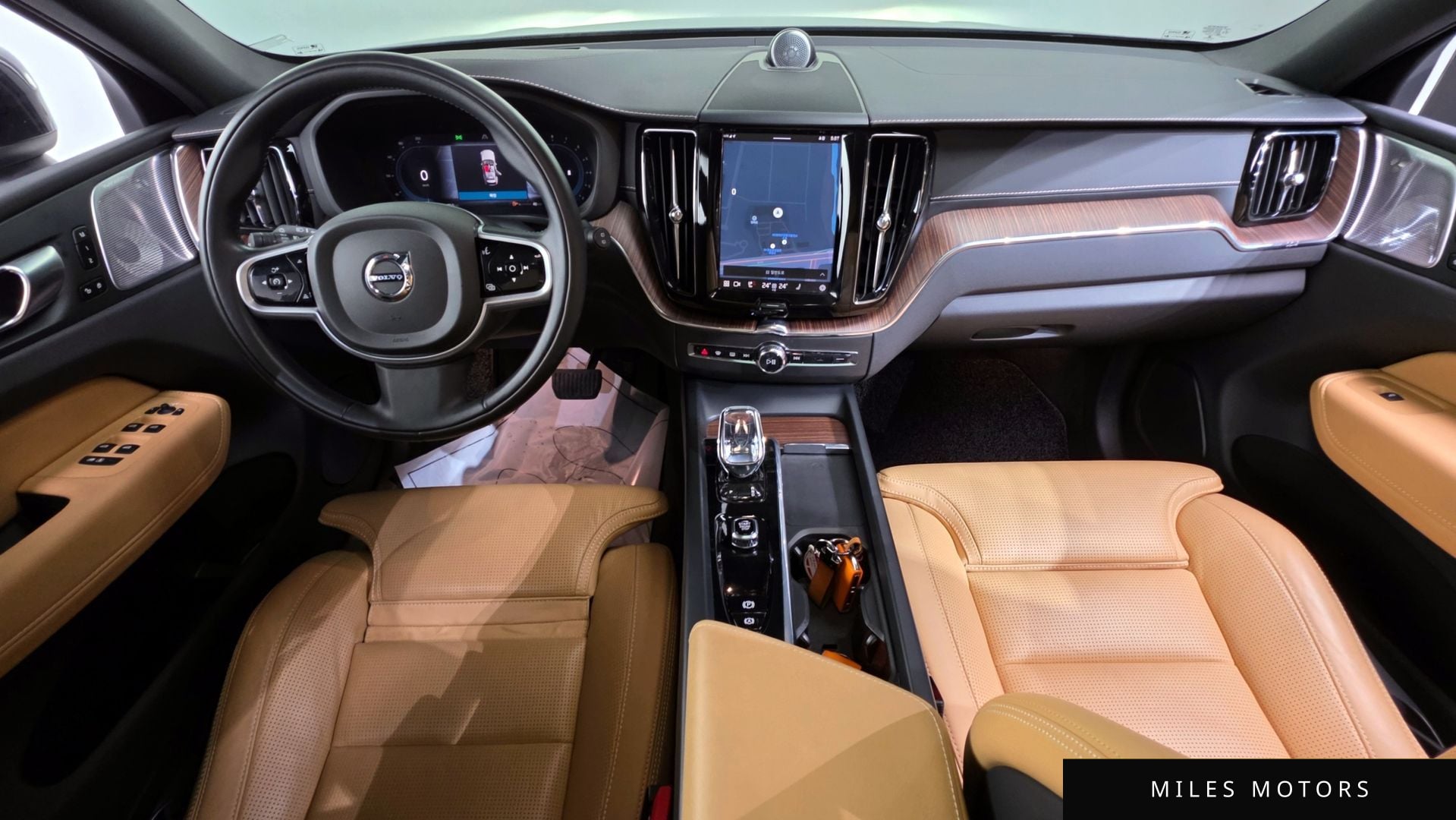 Volvo XC60 2022 — миниатюра 7